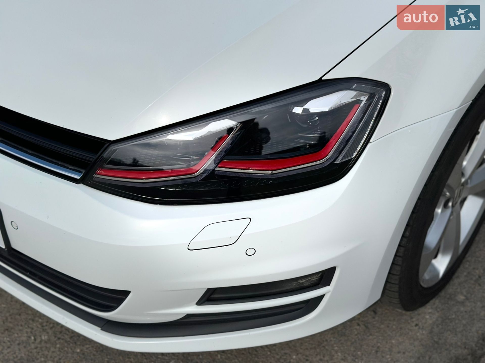 Volkswagen Golf 2013 VIN WVWZZZAUZEP009335 фото оголошення 5 з 24