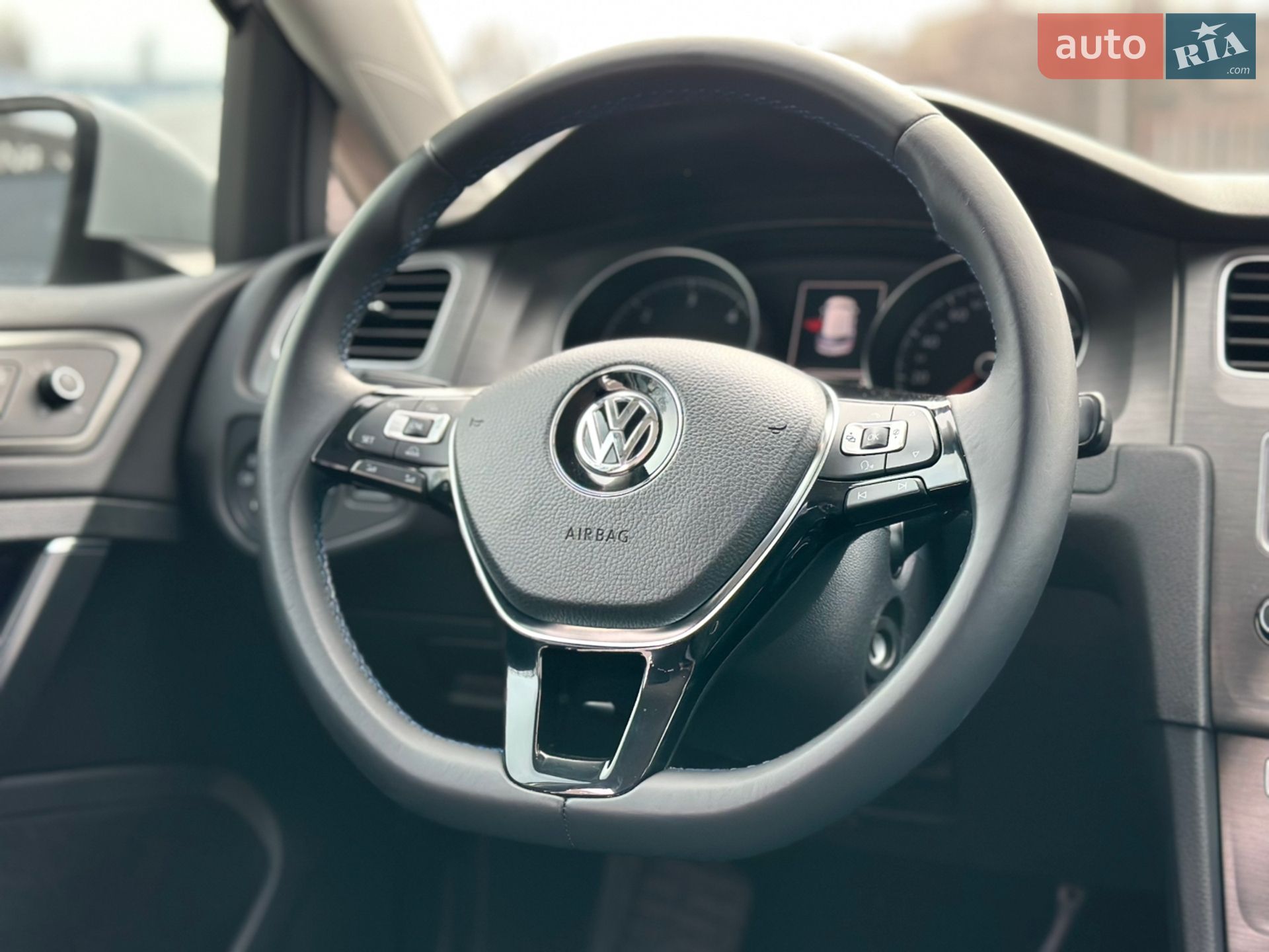 Volkswagen Golf 2013 VIN WVWZZZAUZEP009335 фото оголошення 17 з 24