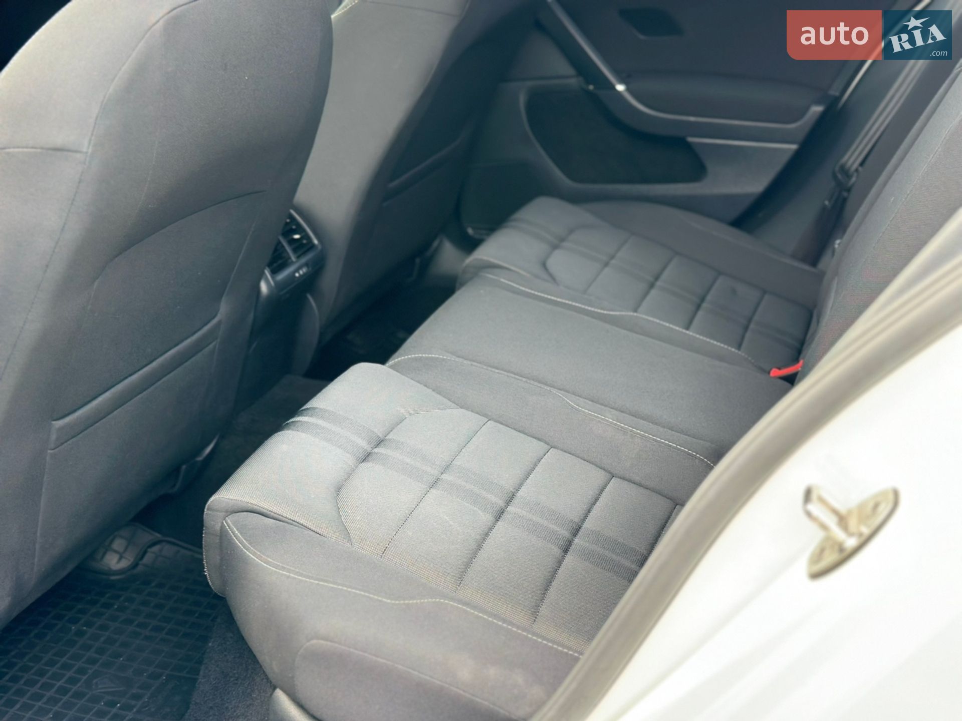Volkswagen Golf 2013 VIN WVWZZZAUZEP009335 фото оголошення 23 з 24