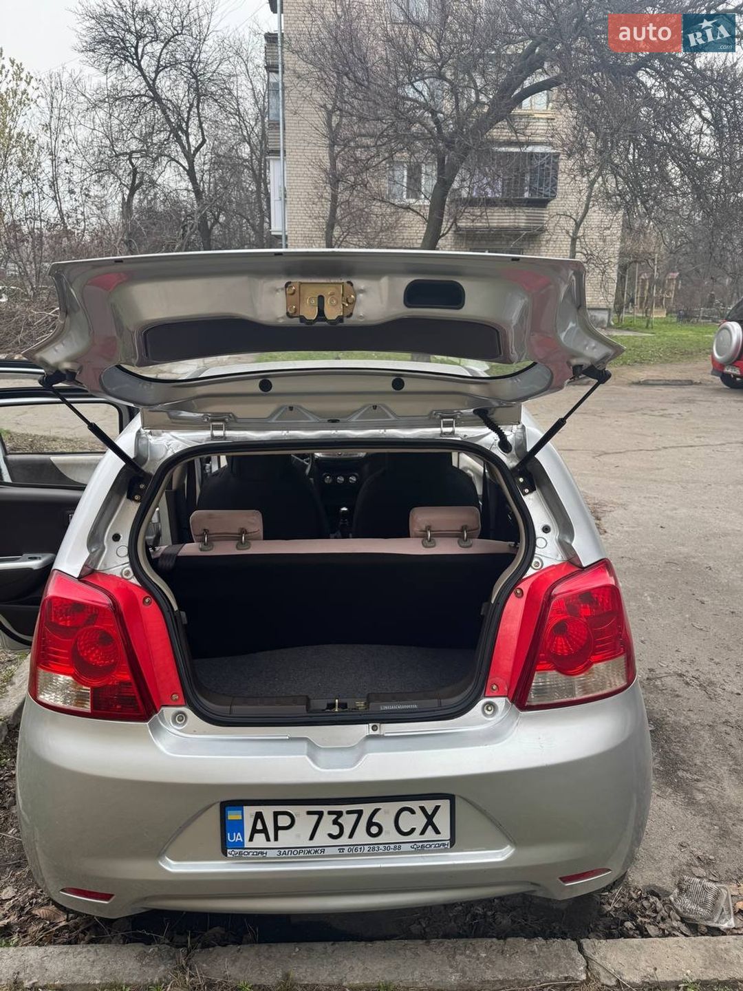 Zotye Z100 2015 VIN LJ8A2A5C4G0000355 фото оголошення 10 з 21