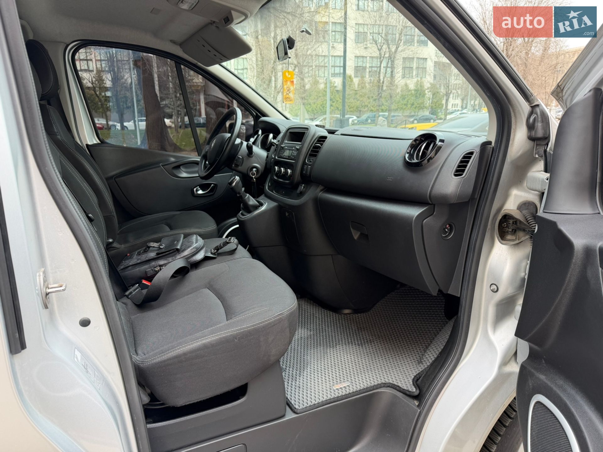 Renault Trafic 2020 VIN VF1JL000565485824 фото оголошення 11 з 17