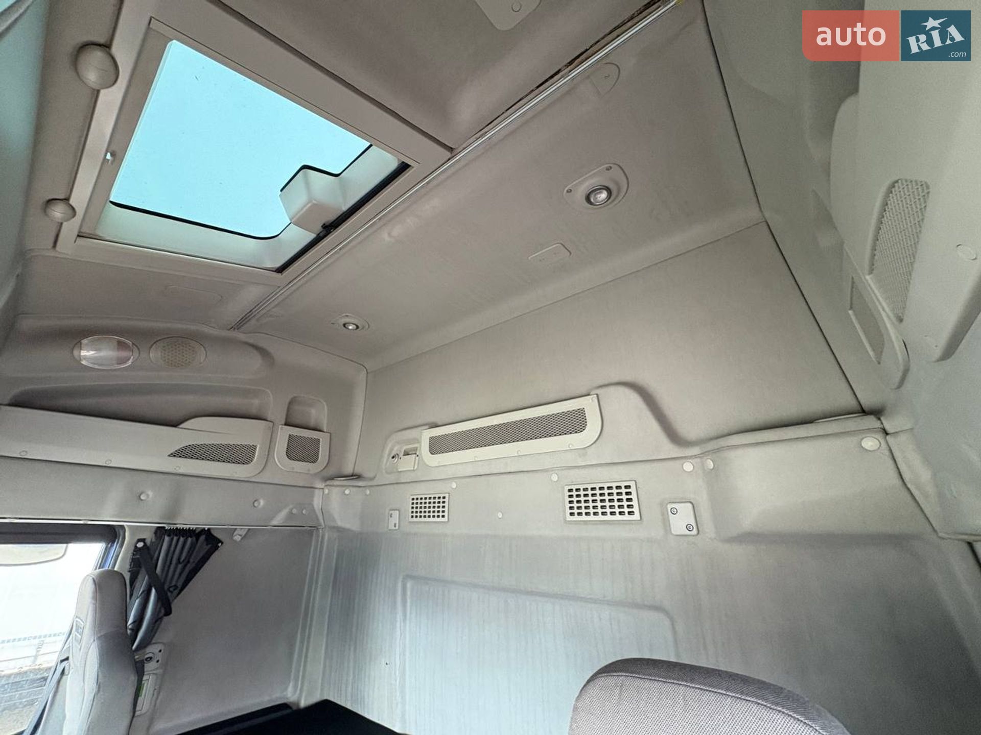 Iveco Stralis 2015 VIN WJMM1VSH60C313219 фото оголошення 32 з 34