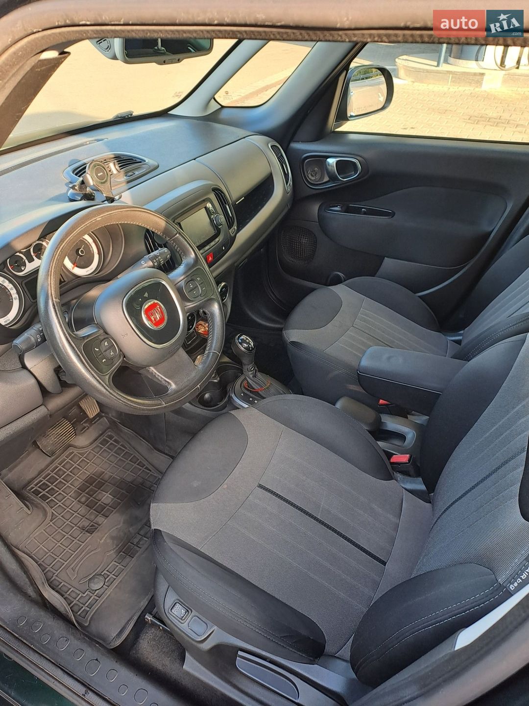 Fiat 500L 2017 VIN ZFBCFAAH3HZ039584 фото оголошення 10 з 15