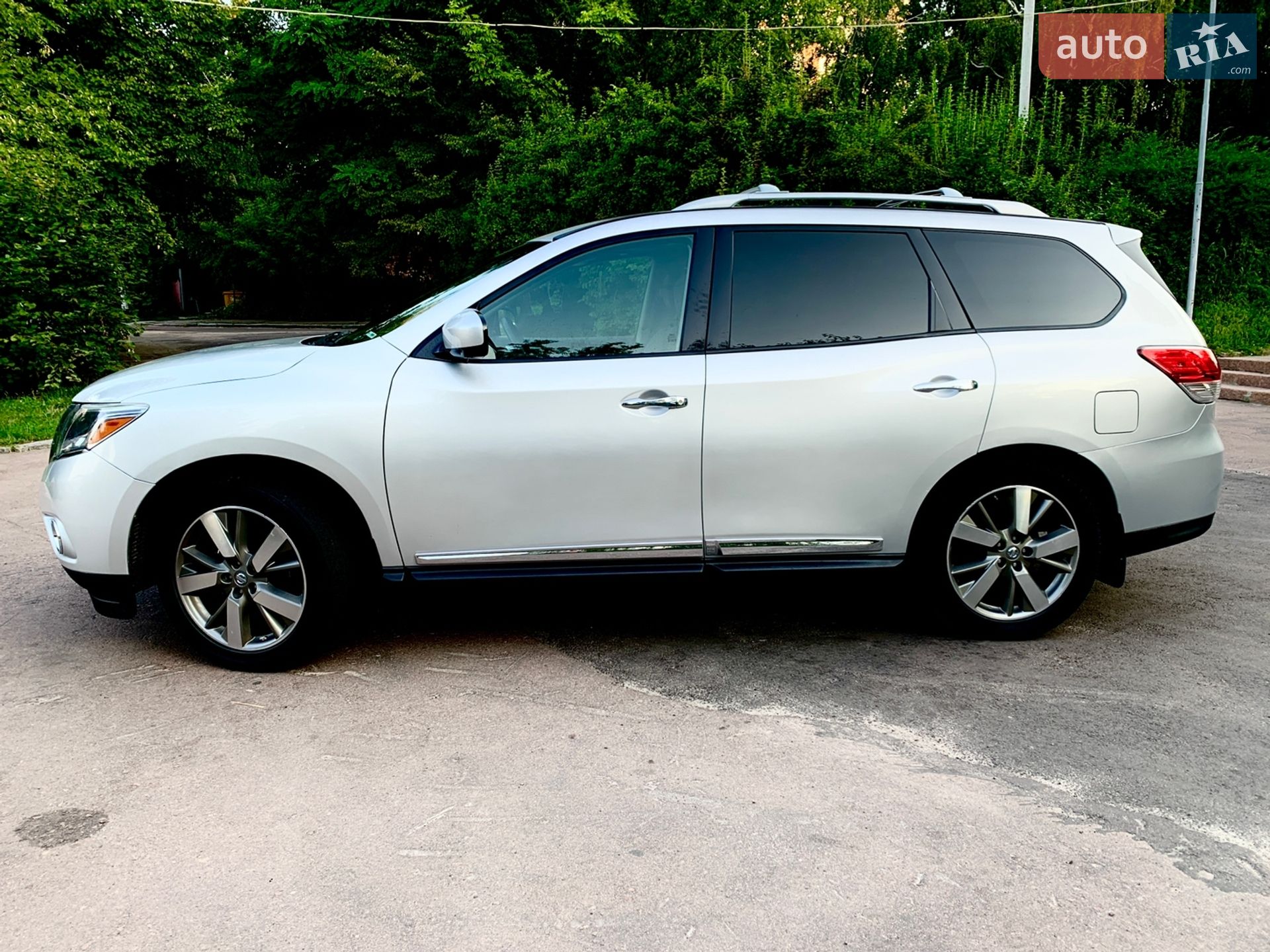 Nissan Pathfinder 2014 VIN 5N1AR2MM9EC714021 фото оголошення 5 з 30