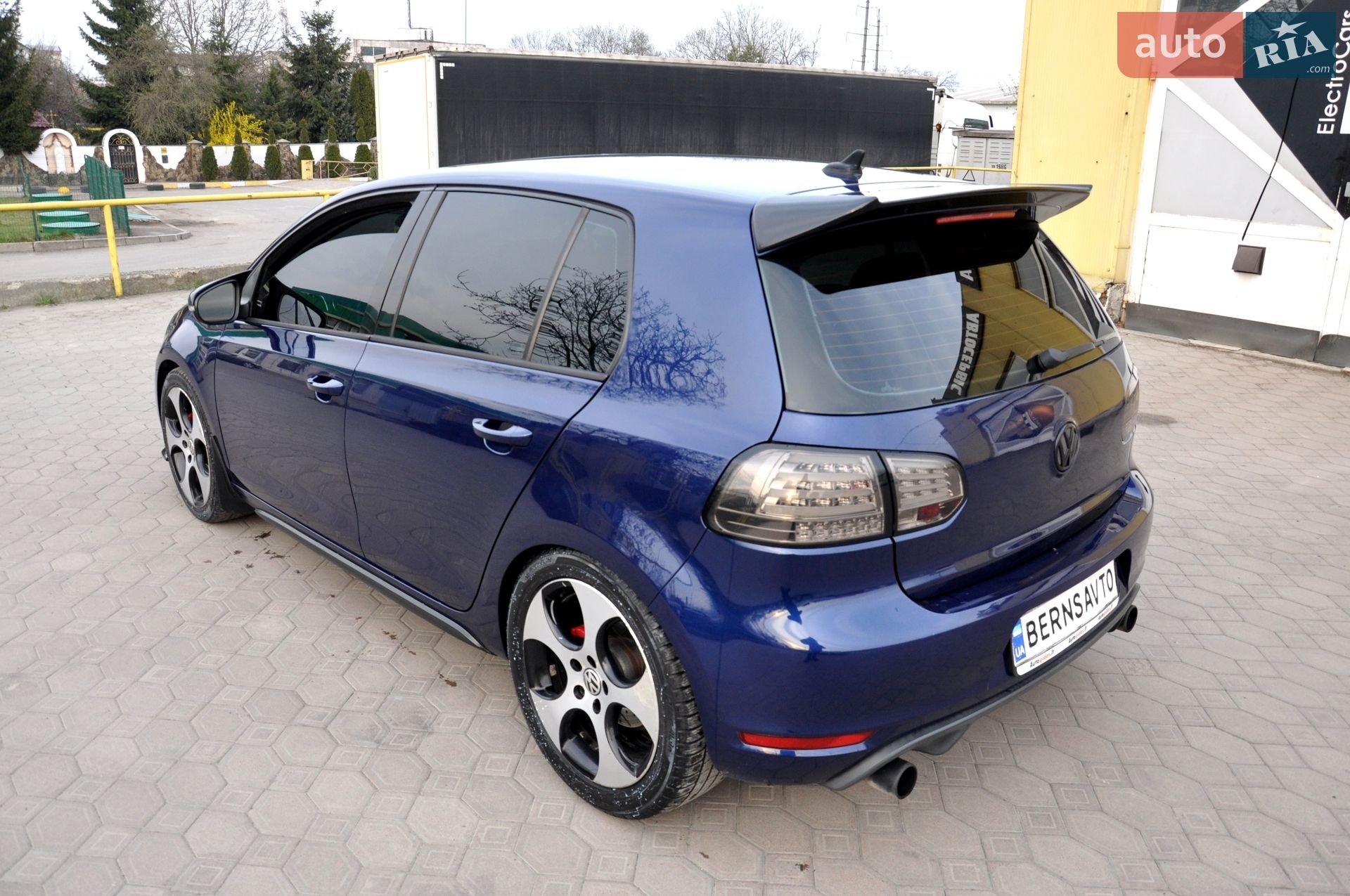 Volkswagen Golf GTI 2010 VIN WVWHV7AJXBW069525 фото оголошення 10 з 39