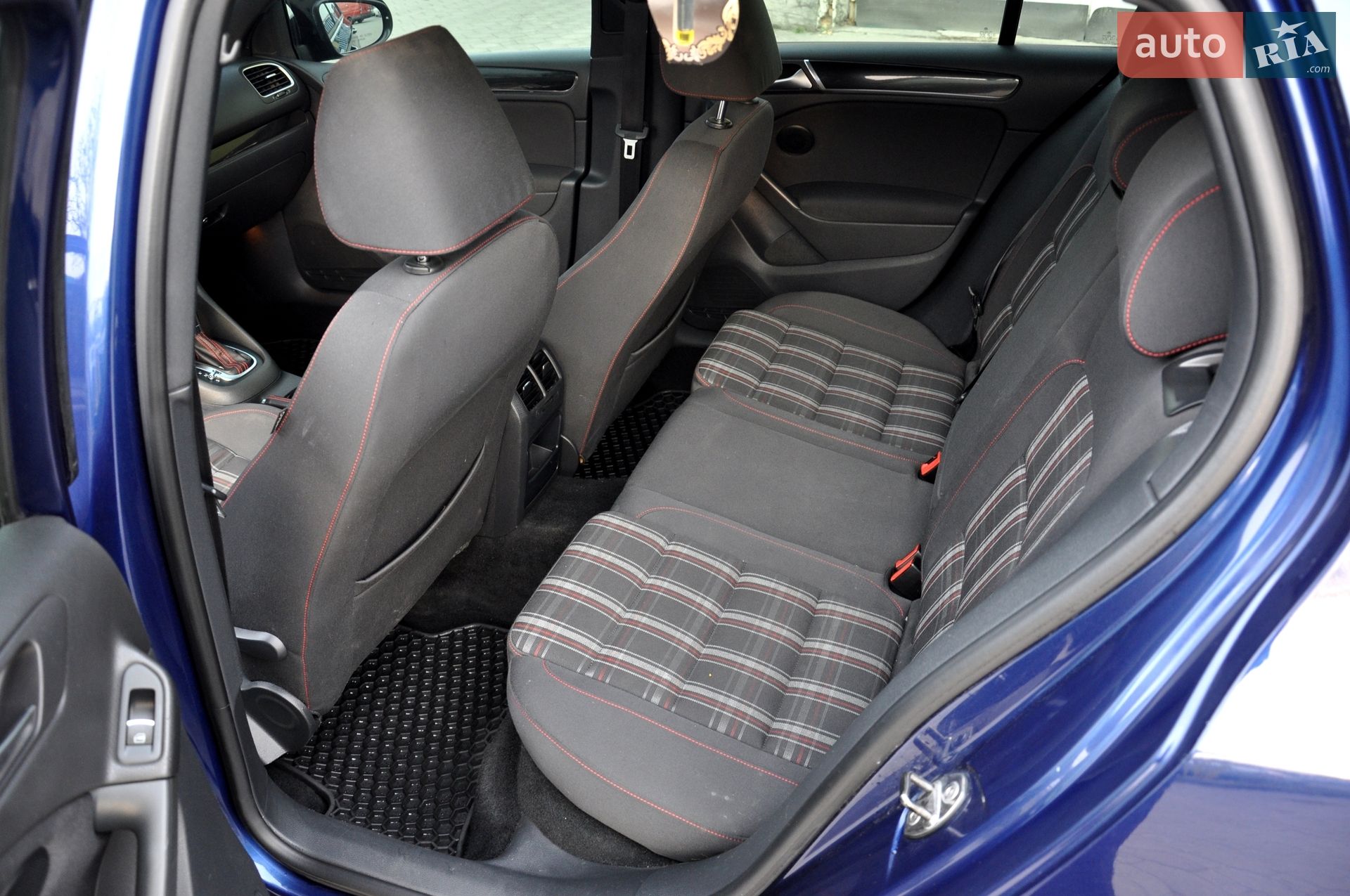 Volkswagen Golf GTI 2010 VIN WVWHV7AJXBW069525 фото оголошення 21 з 39