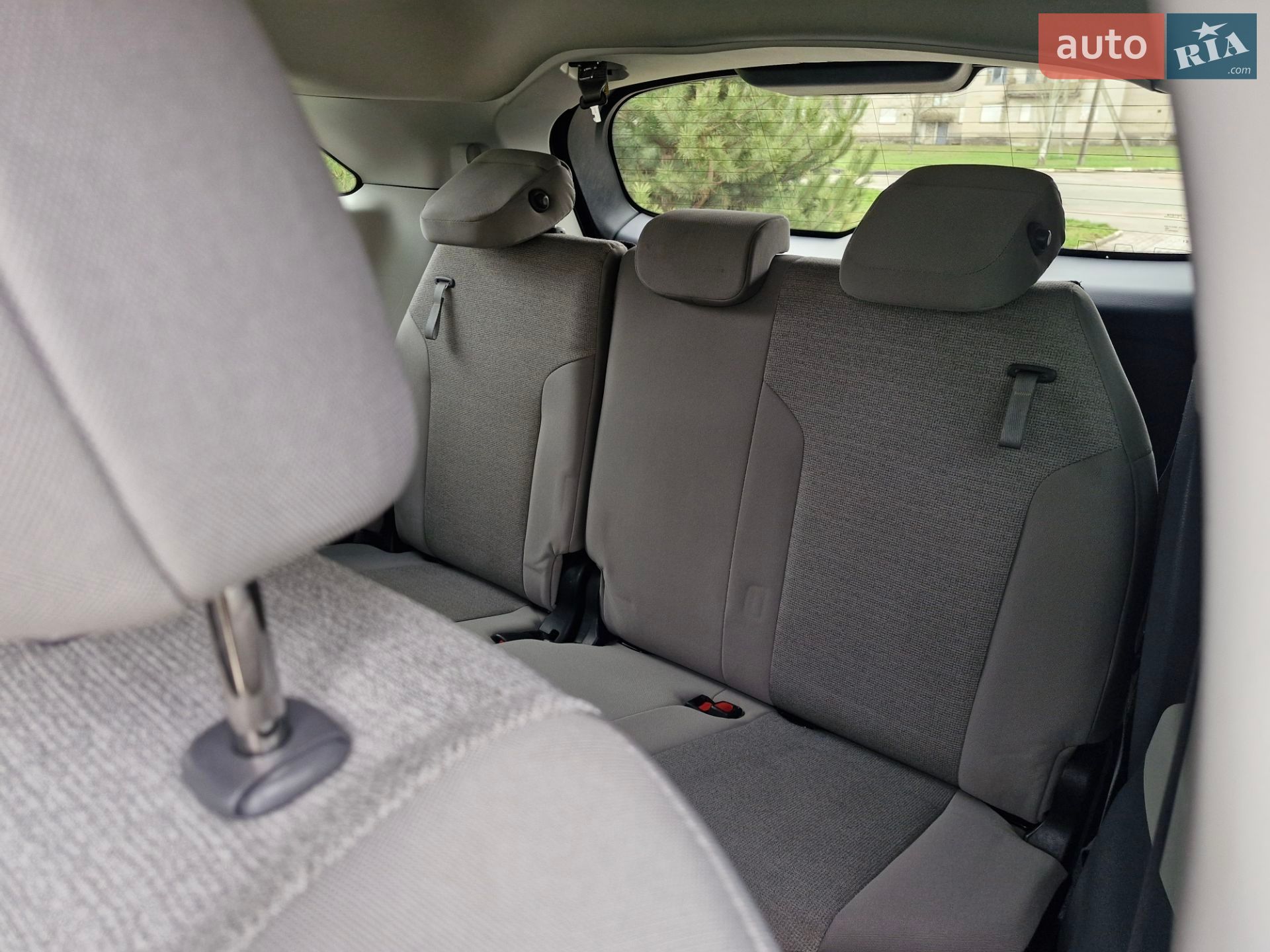 Toyota Sienna 2023 VIN 5TDKRKEC7PS172398 фото оголошення 9 з 18