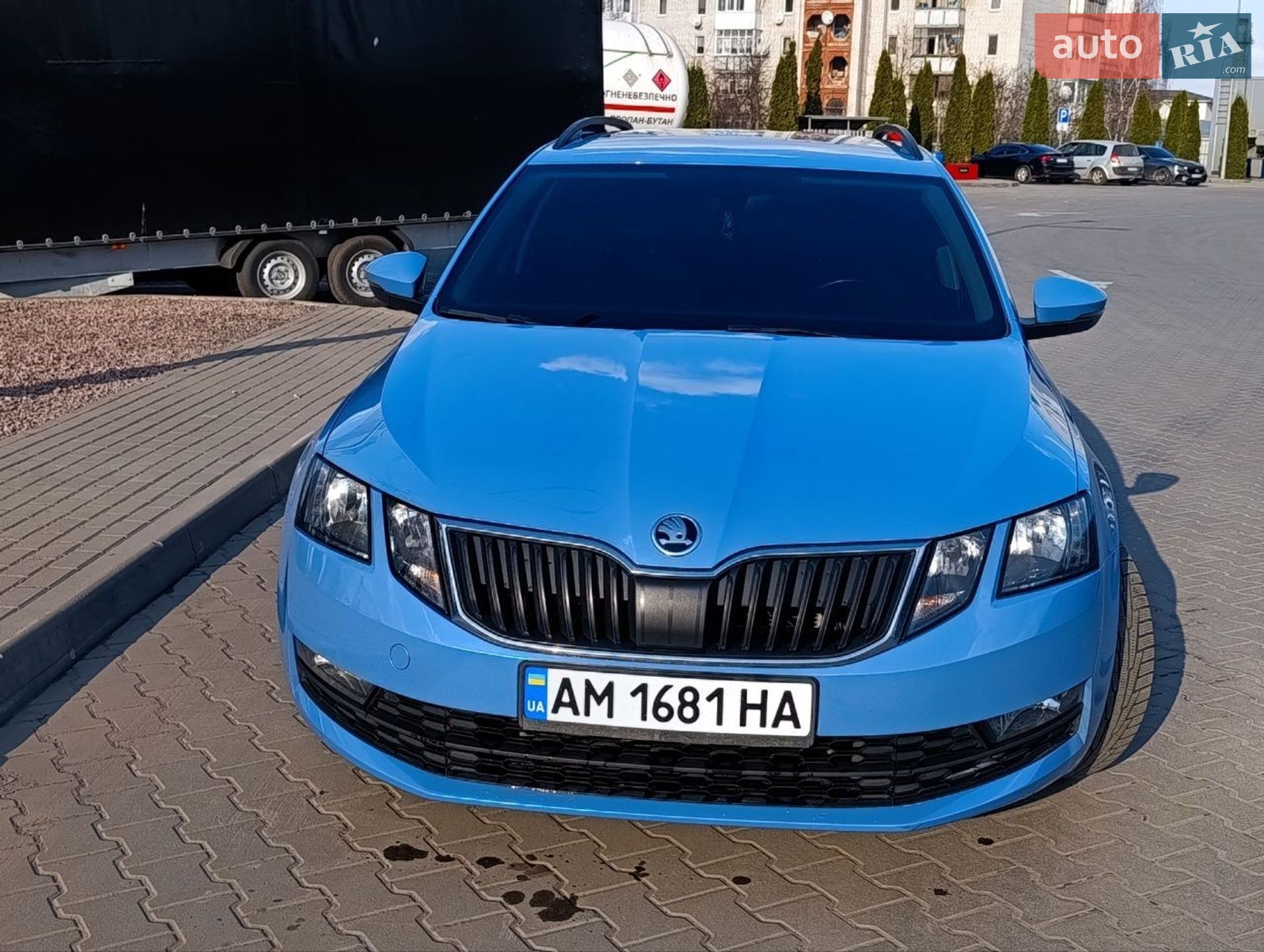 Skoda Octavia 2017 VIN TMBJJ7NE8J0104297 фото оголошення 13 з 25