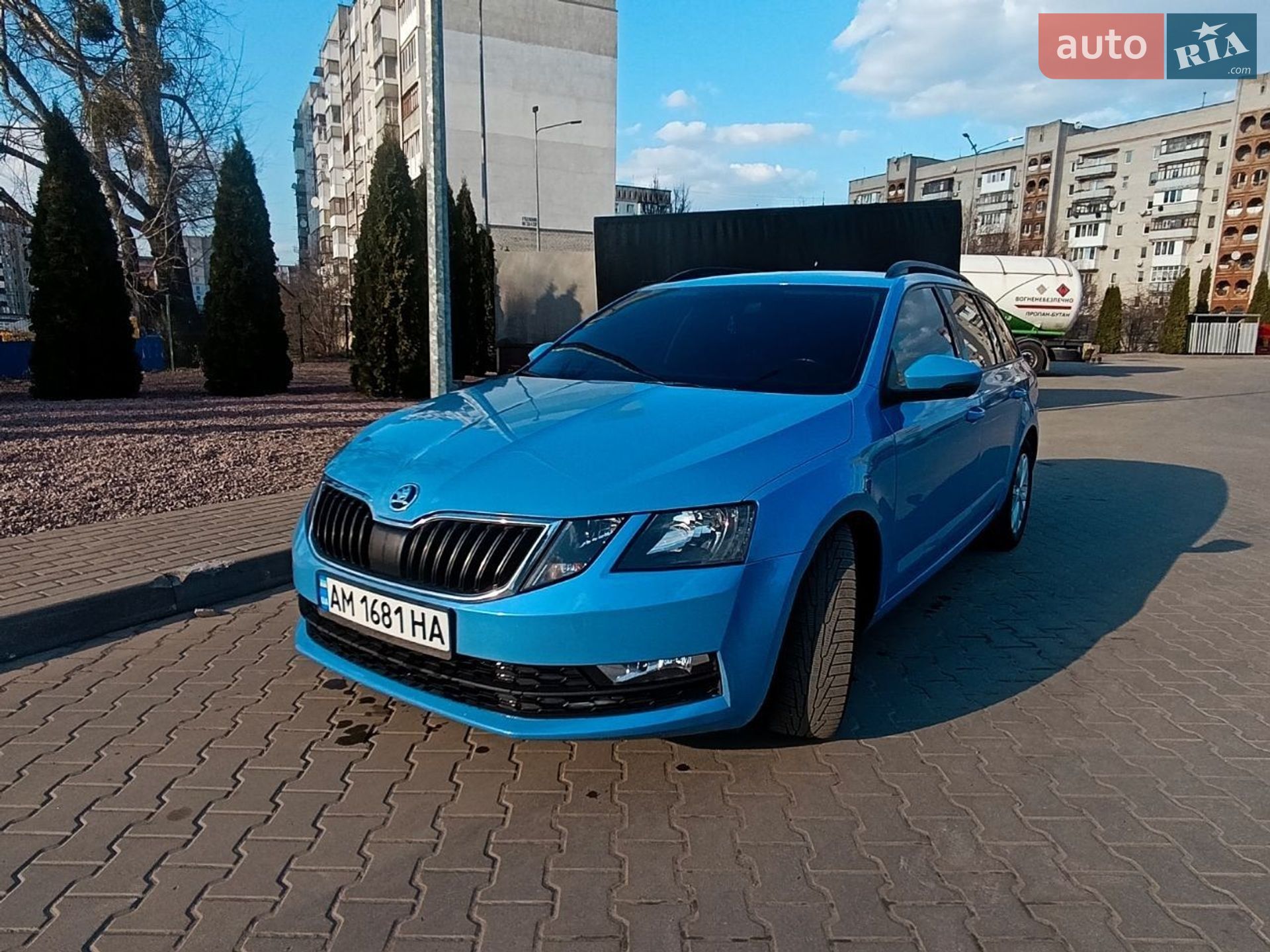 Skoda Octavia 2017 VIN TMBJJ7NE8J0104297 фото оголошення 11 з 25