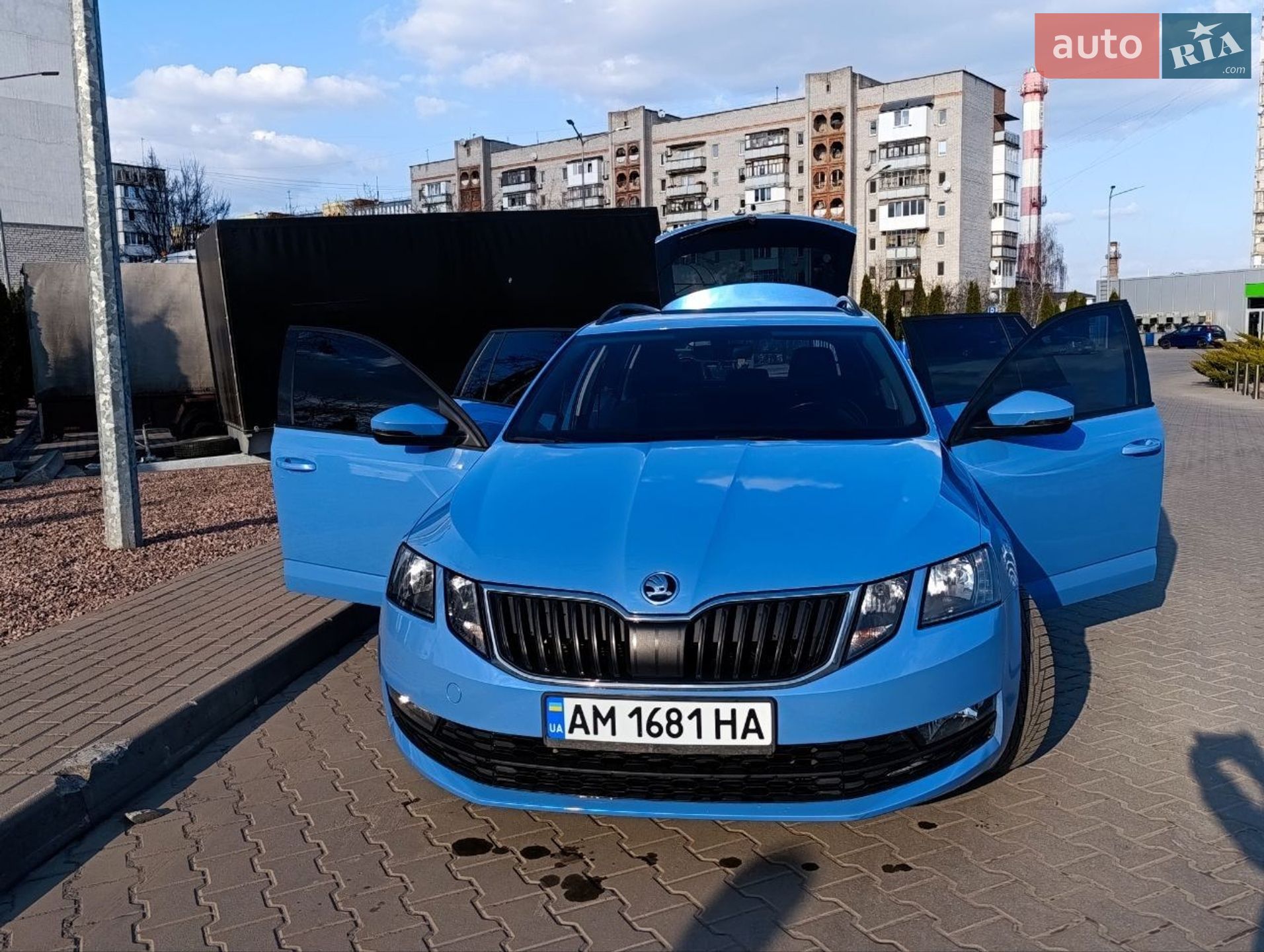 Skoda Octavia 2017 VIN TMBJJ7NE8J0104297 фото оголошення 19 з 25