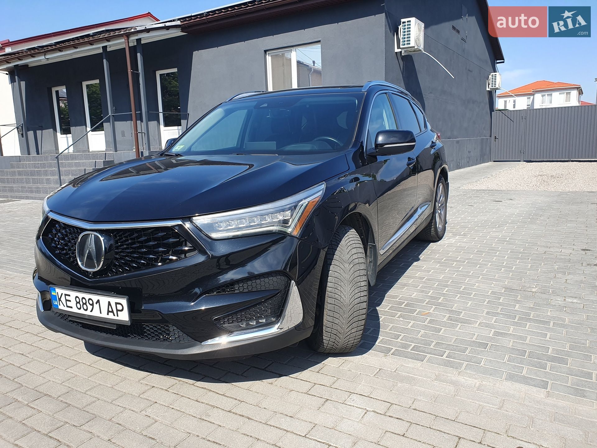 Acura RDX 2018 VIN 5J8TC2H73KL003950 фото оголошення 3 з 12