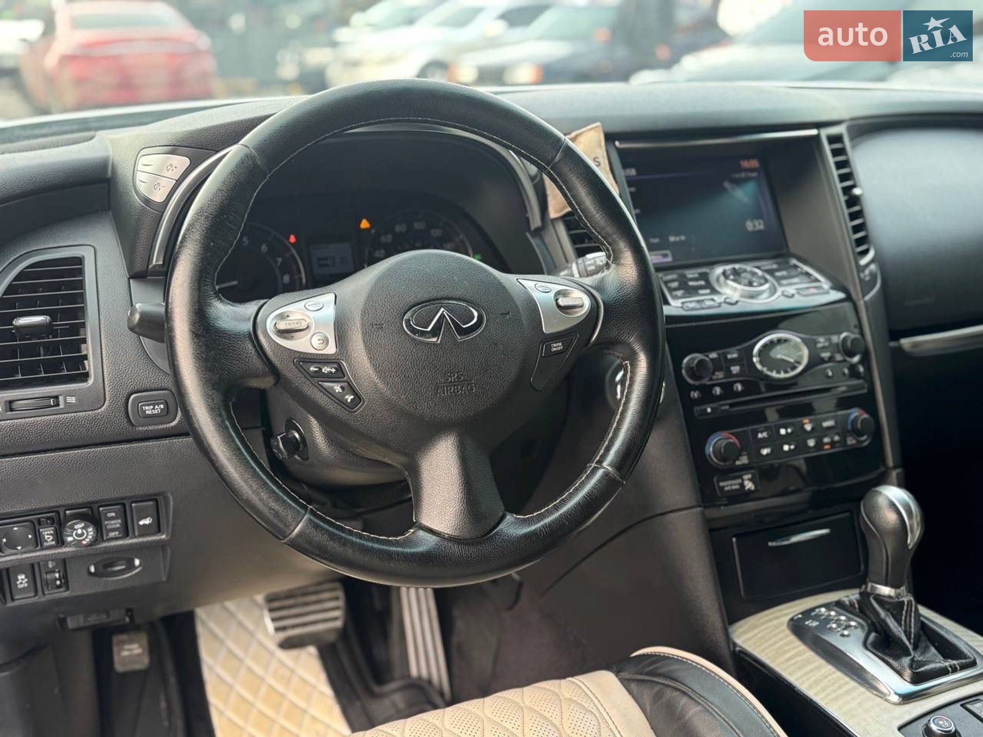 Infiniti QX70 2016 VIN JN8CS1MW7HM410914 фото оголошення 13 з 18