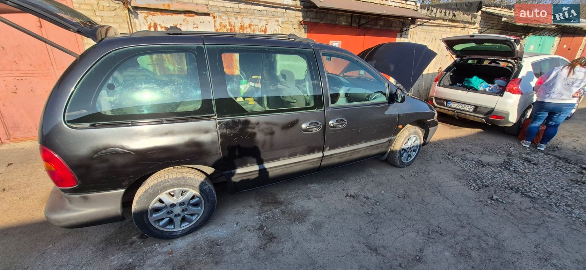 Dodge Ram Van 1999 VIN 1C4GYN7M1XU153888 фото оголошення 19 з 29