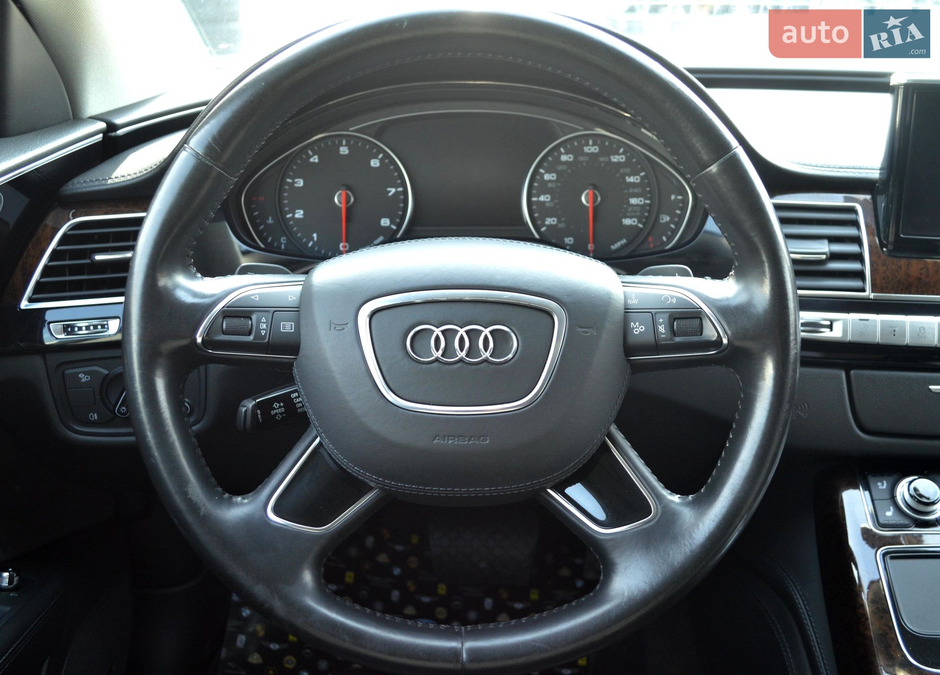 Audi A8 2012 VIN WAURGAFD3DN000695 фото оголошення 20 з 50