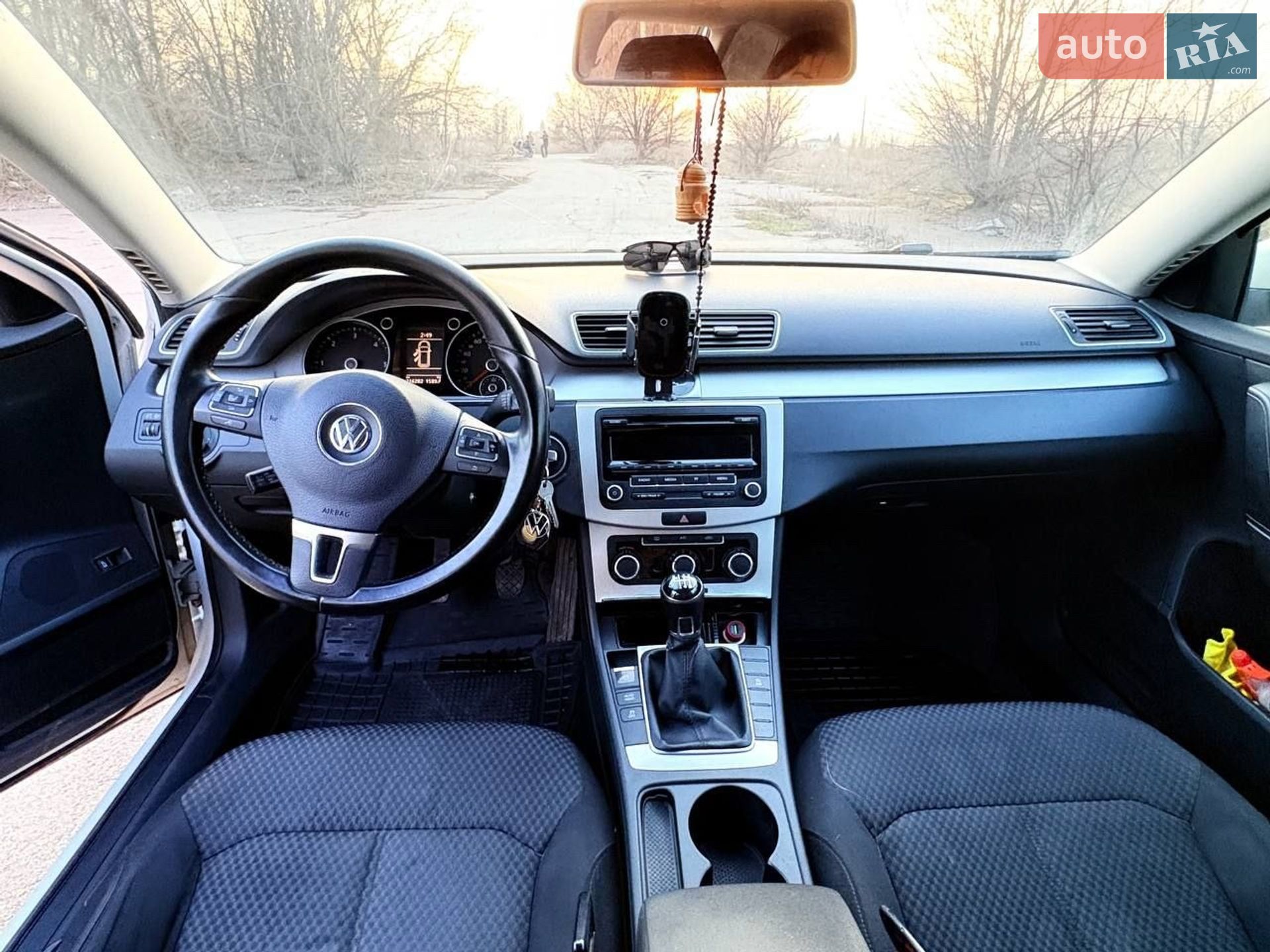 Volkswagen Passat 2013 VIN WVWZZZ3CZDE136395 фото оголошення 9 з 10
