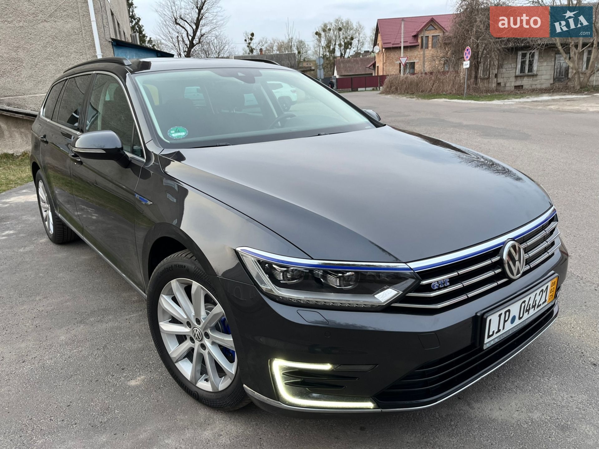 Volkswagen Passat 2018 VIN WVWZZZ3CZJE199137 фото оголошення 9 з 48