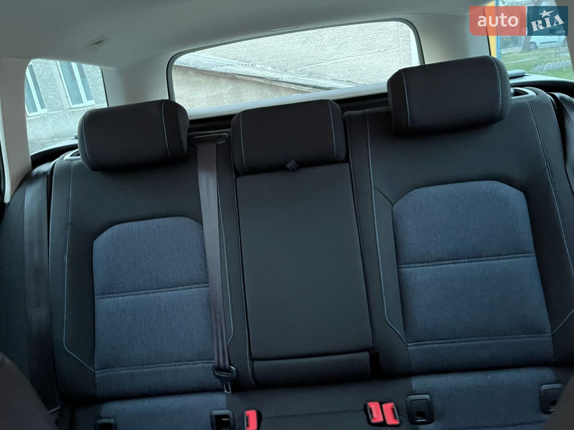 Volkswagen Passat 2018 VIN WVWZZZ3CZJE199137 фото оголошення 24 з 48