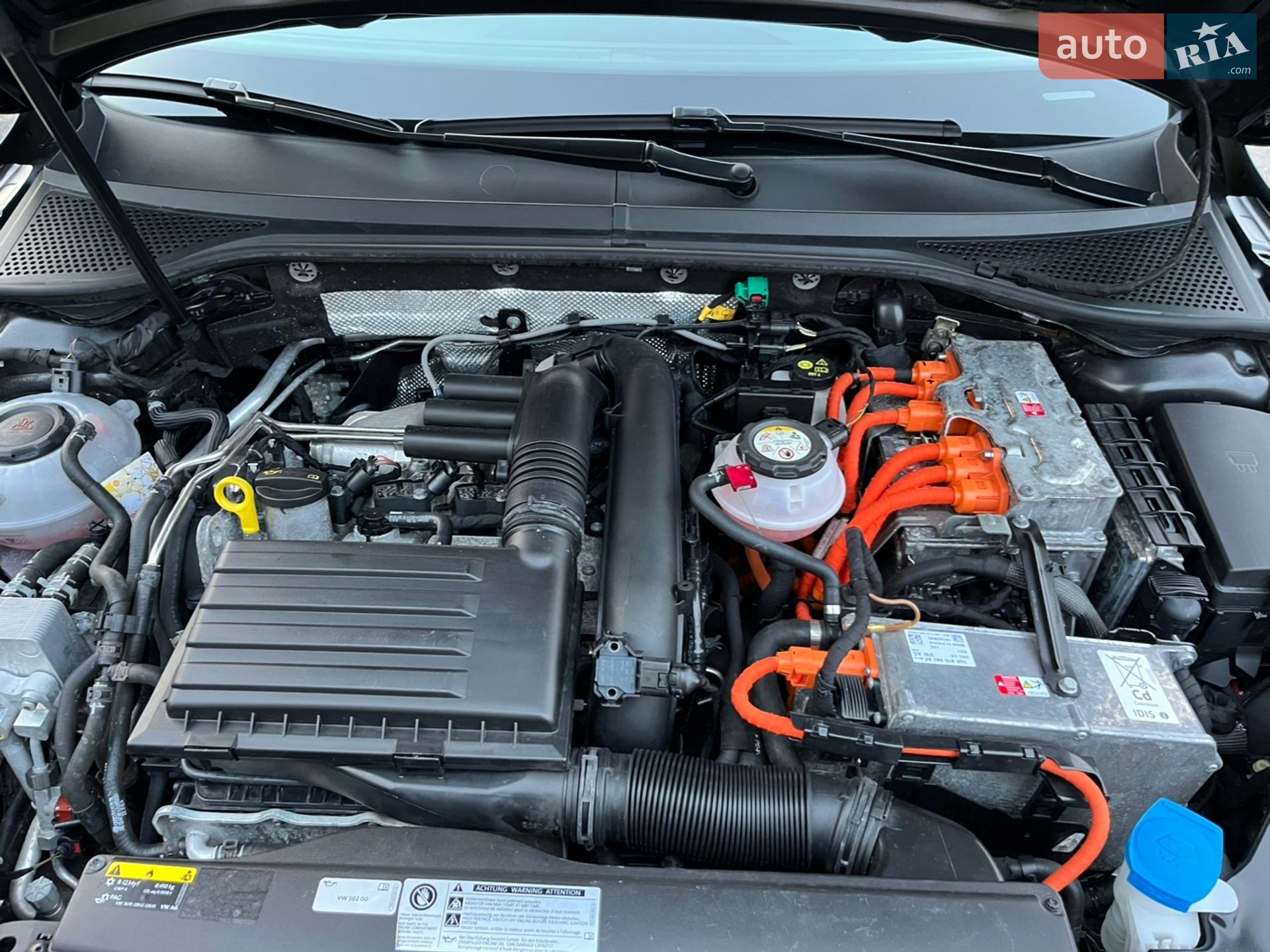 Volkswagen Passat 2018 VIN WVWZZZ3CZJE199137 фото оголошення 29 з 48