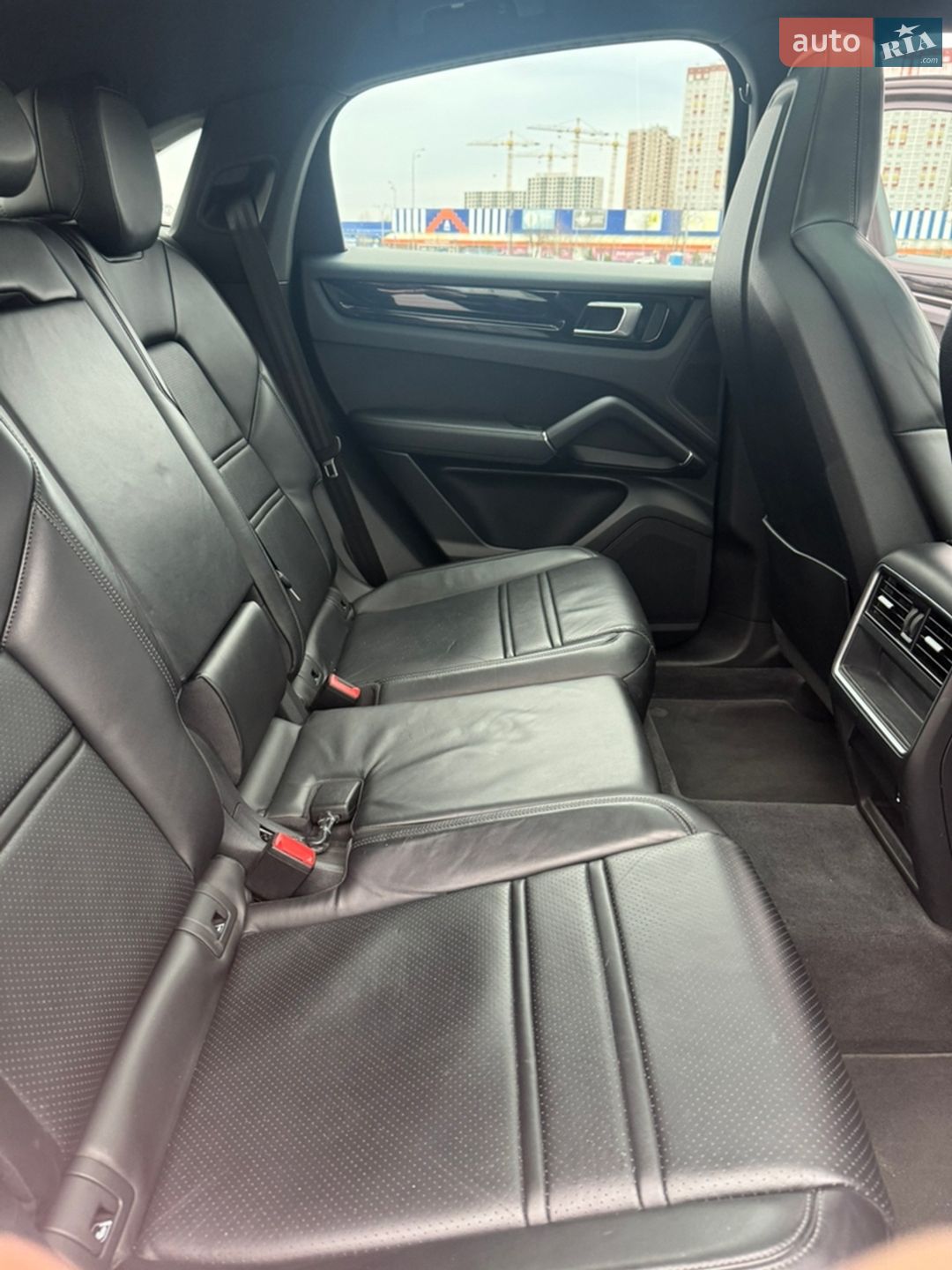 Porsche Cayenne 2021 VIN WP1ZZZ9YZNDA40652 фото оголошення 5 з 8