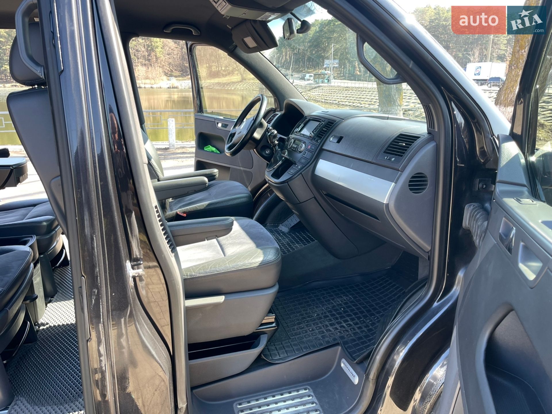 Volkswagen Multivan 2005 VIN WV2ZZZ7HZ6H007098 фото оголошення 10 з 16