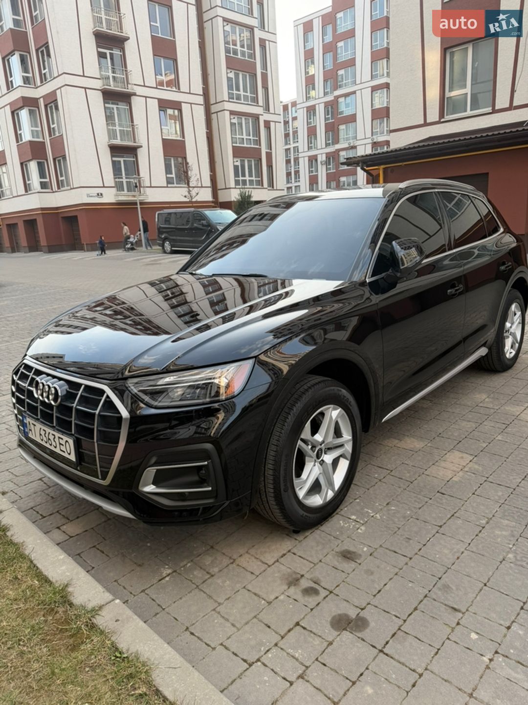 Audi Q5 2020 VIN WA1AAAFY8M2003740 фото оголошення 4 з 72