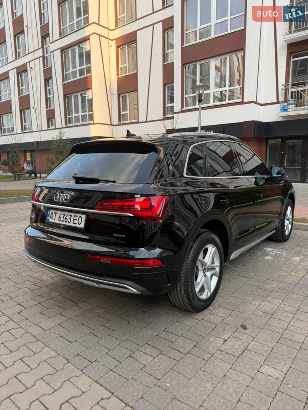 Audi Q5 2020 VIN WA1AAAFY8M2003740 фото оголошення 10 з 72