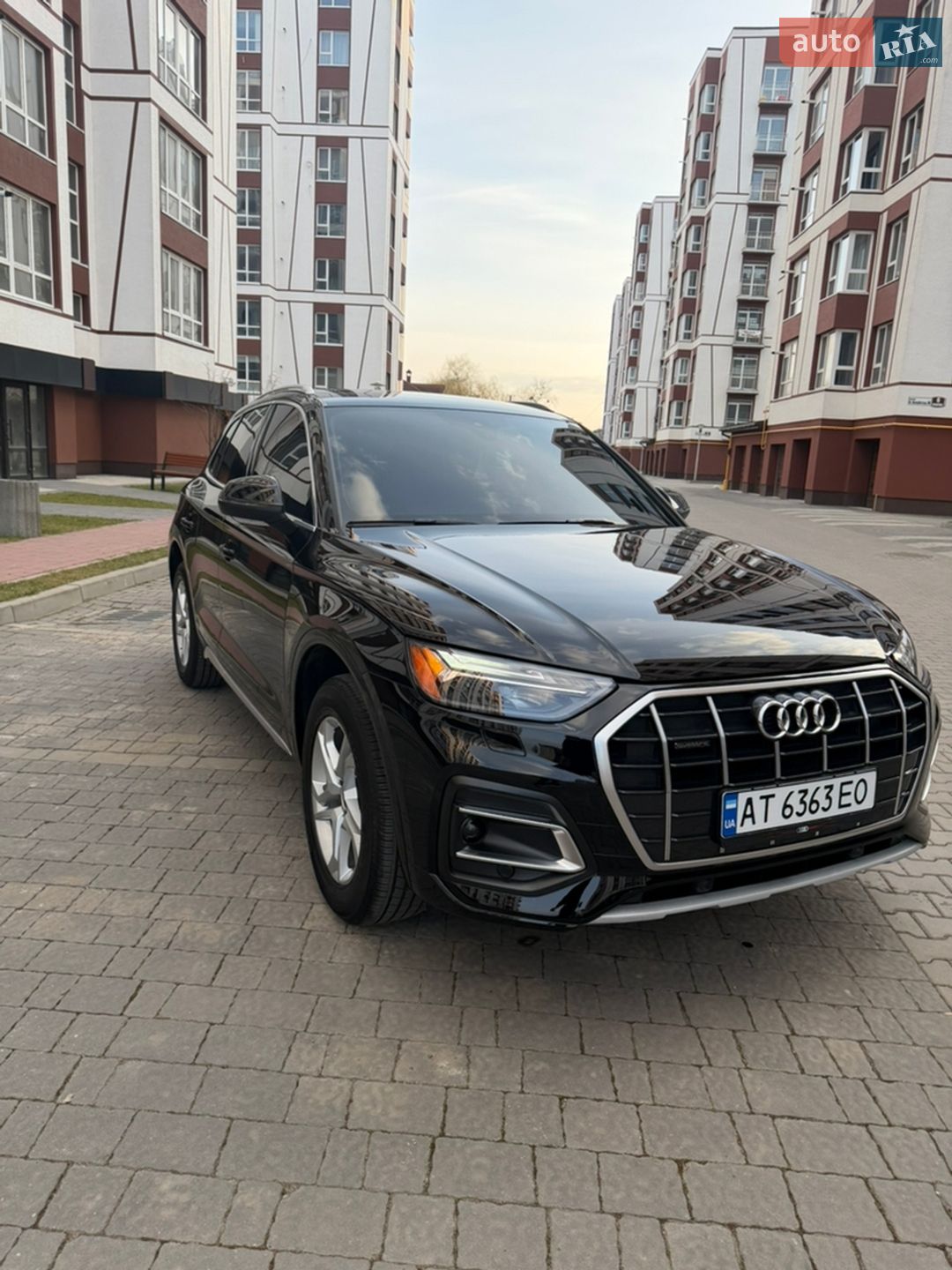Audi Q5 2020 VIN WA1AAAFY8M2003740 фото оголошення 28 з 72