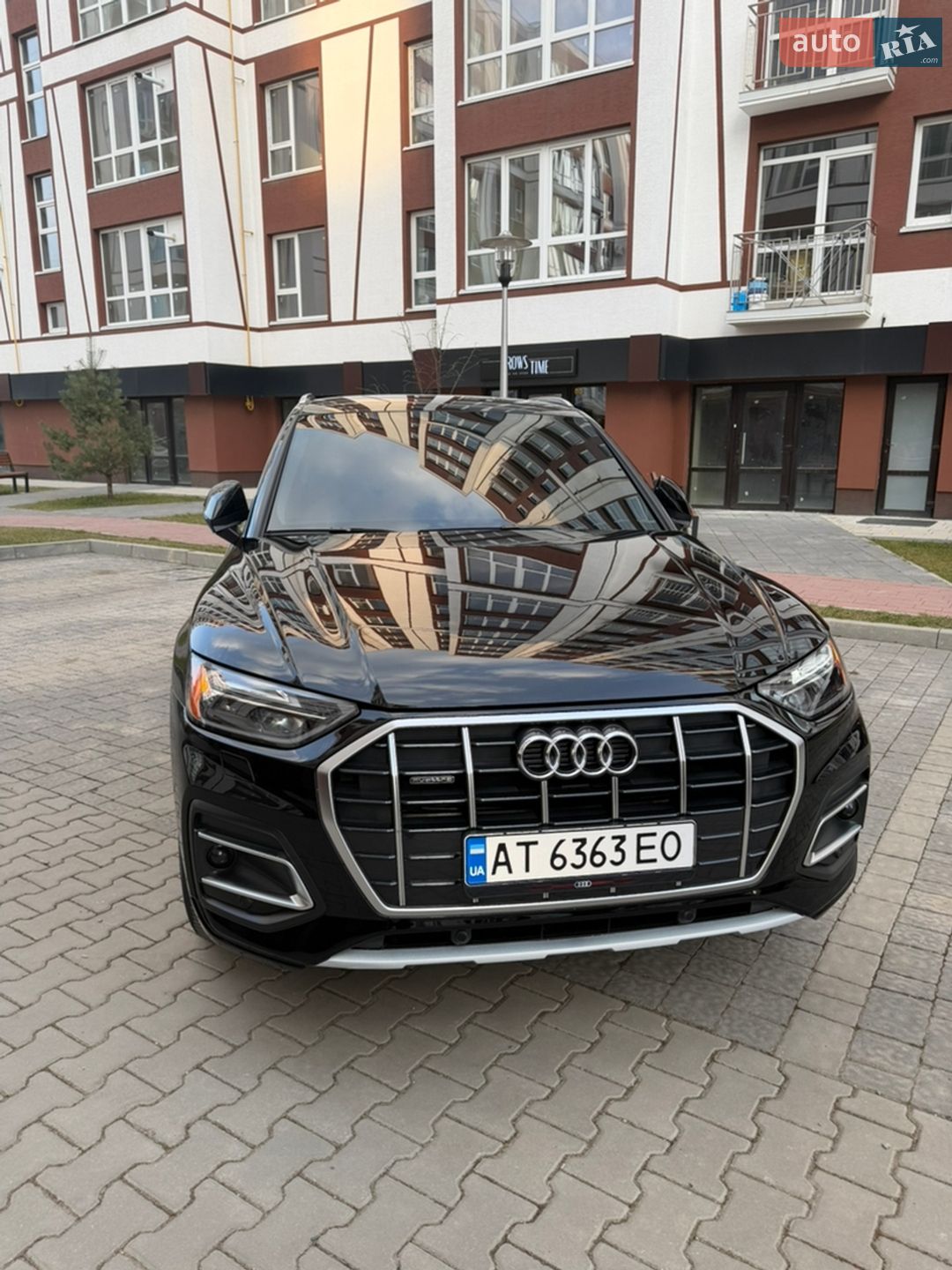 Audi Q5 2020 VIN WA1AAAFY8M2003740 фото оголошення 39 з 72