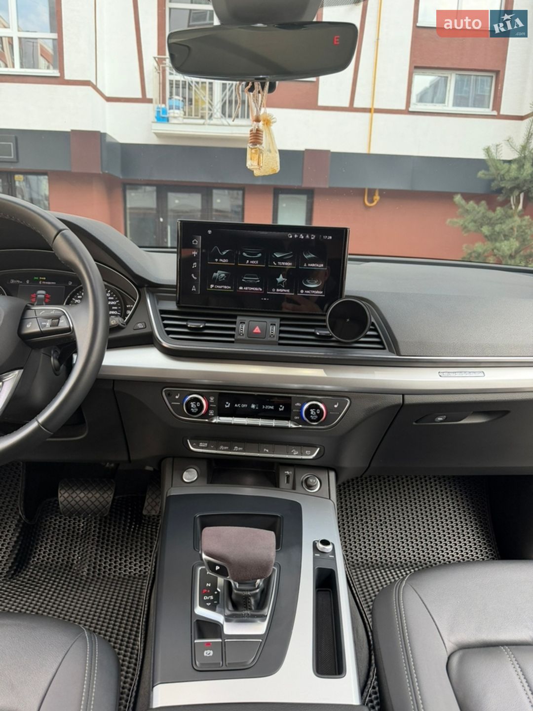 Audi Q5 2020 VIN WA1AAAFY8M2003740 фото оголошення 65 з 72