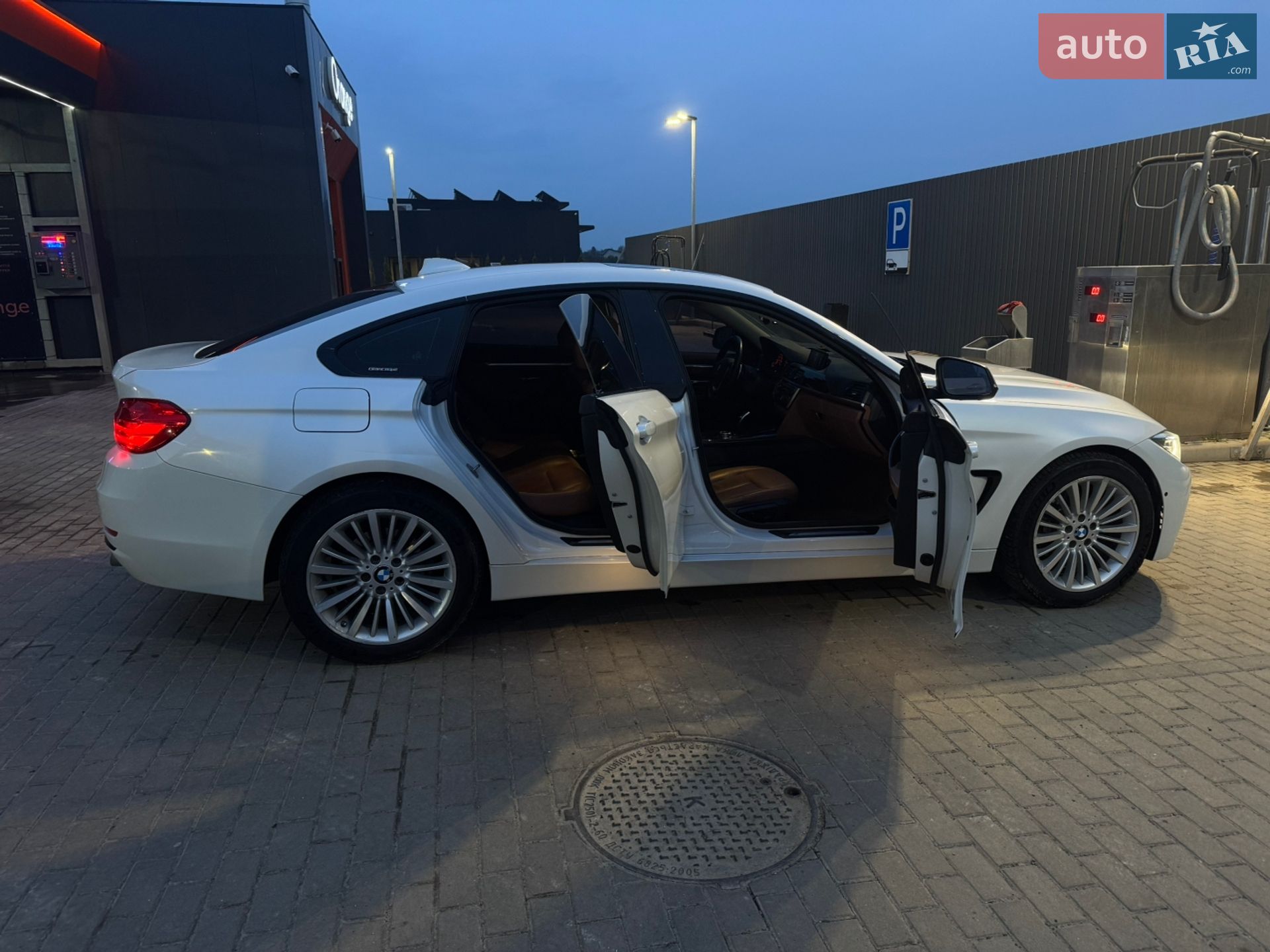BMW 4 Series Gran Coupe 2015 VIN WBA4C9C51FG135442 фото оголошення 3 з 23