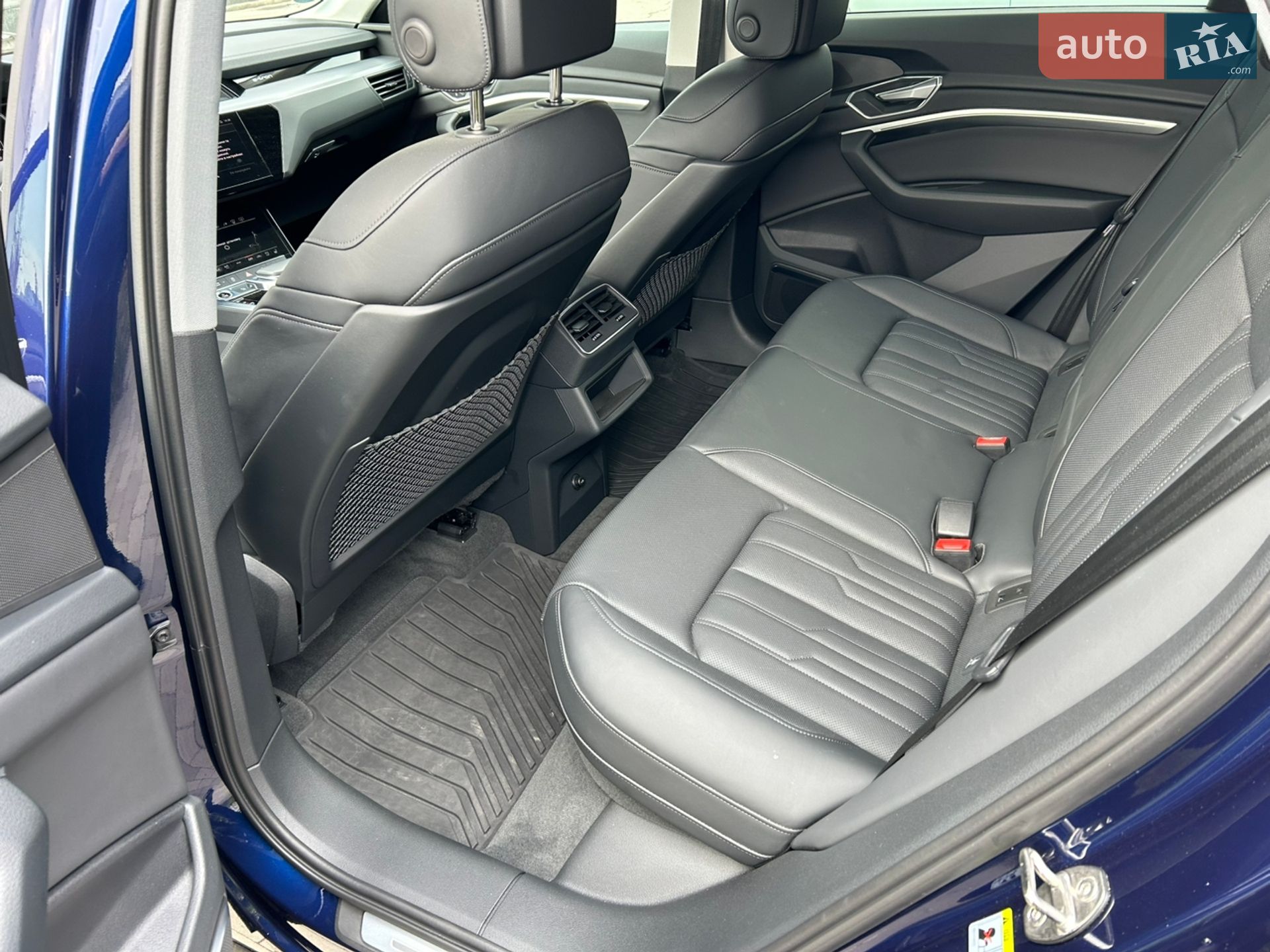 Audi e-tron 2022 VIN WAUZZZGE6NB027652 фото оголошення 24 з 34