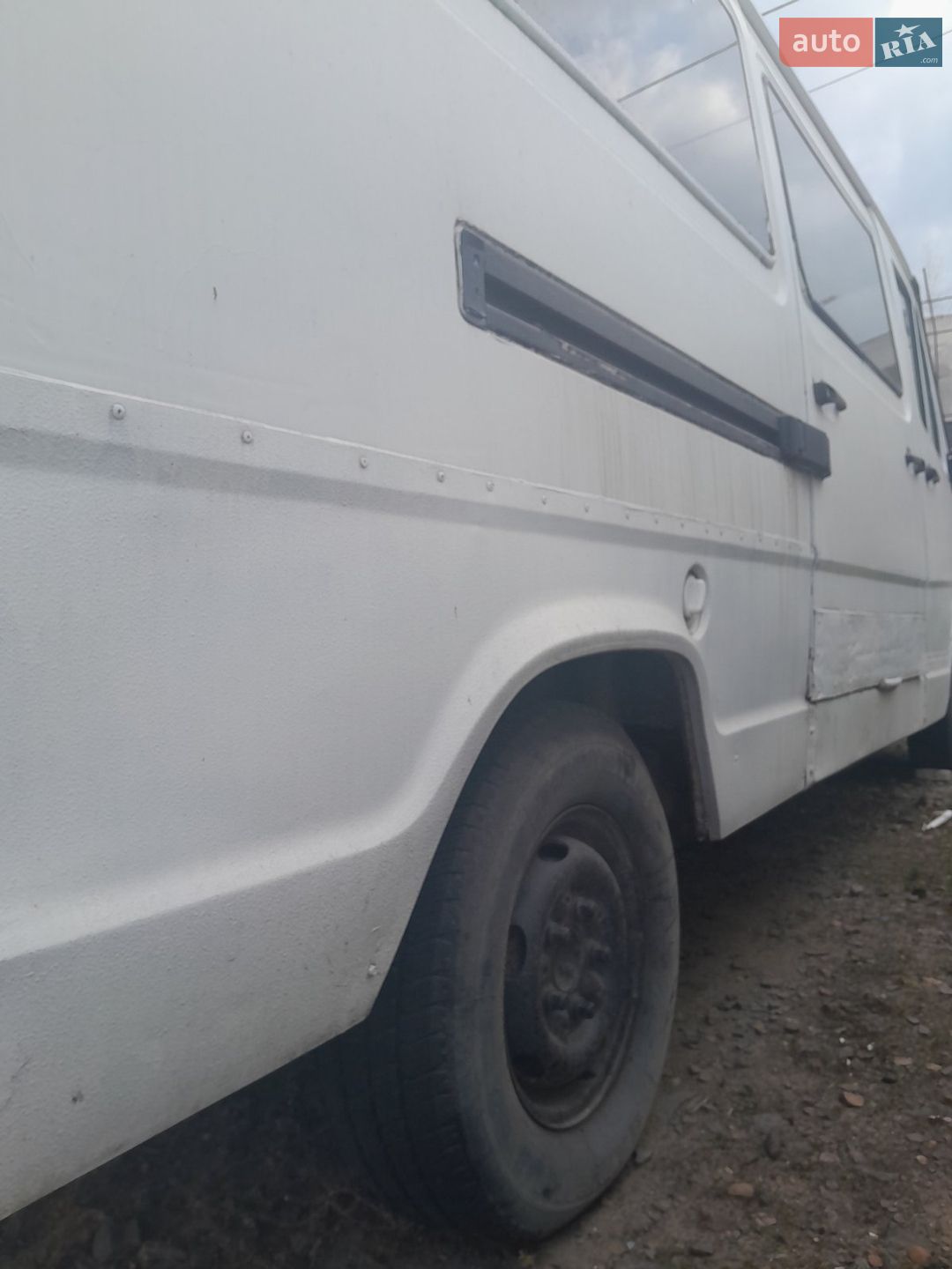 Mercedes-Benz T1 1995 VIN WDB6013621P297241 фото оголошення 4 з 9