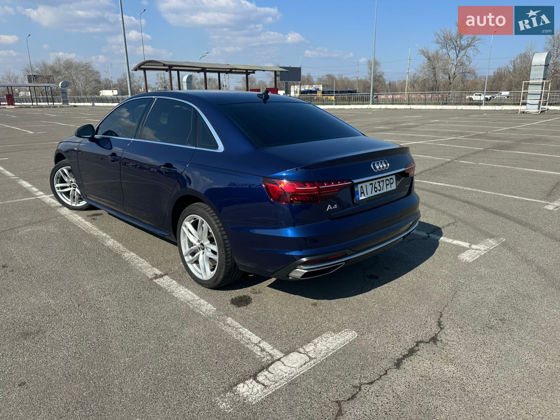 Audi A4 2020 VIN WAUDAAF41MN004496 фото оголошення 6 з 35
