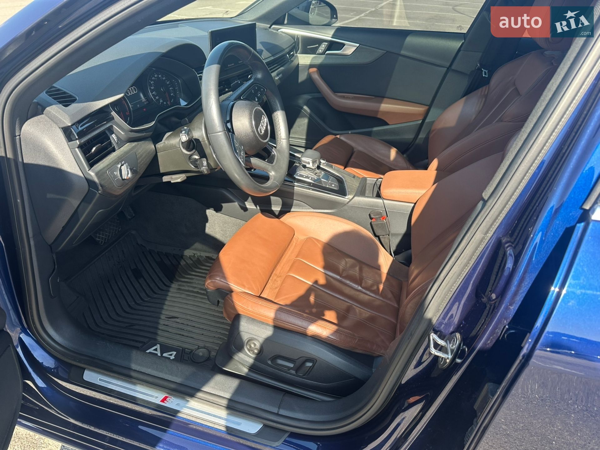 Audi A4 2020 VIN WAUDAAF41MN004496 фото оголошення 19 з 35