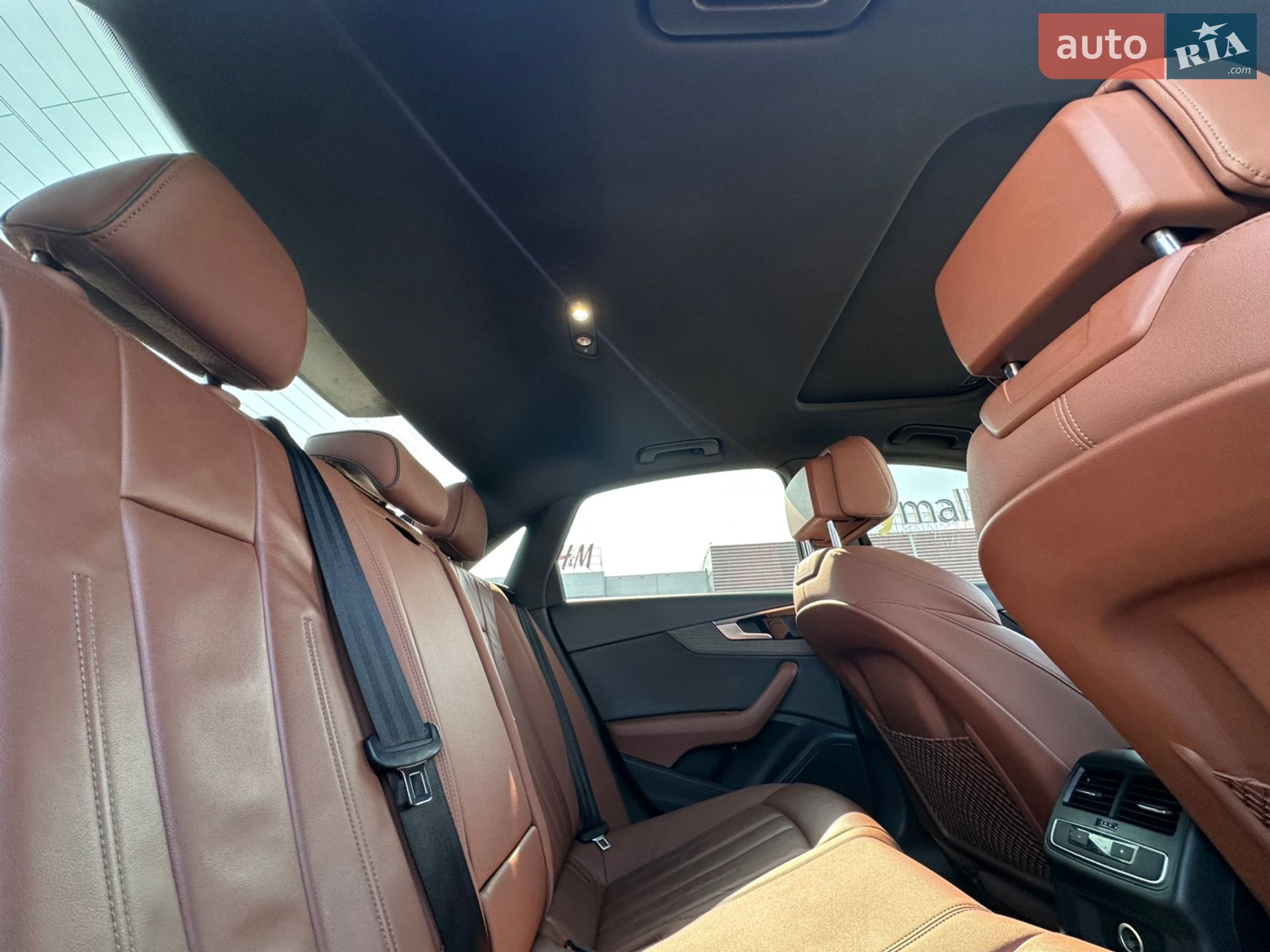 Audi A4 2020 VIN WAUDAAF41MN004496 фото оголошення 25 з 35