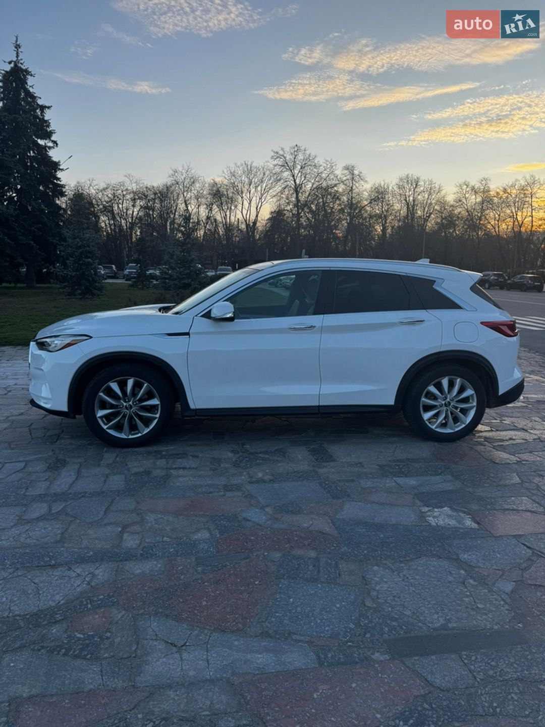 Infiniti QX50 2018 VIN 3PCAJ5M39KF129457 фото оголошення 7 з 22