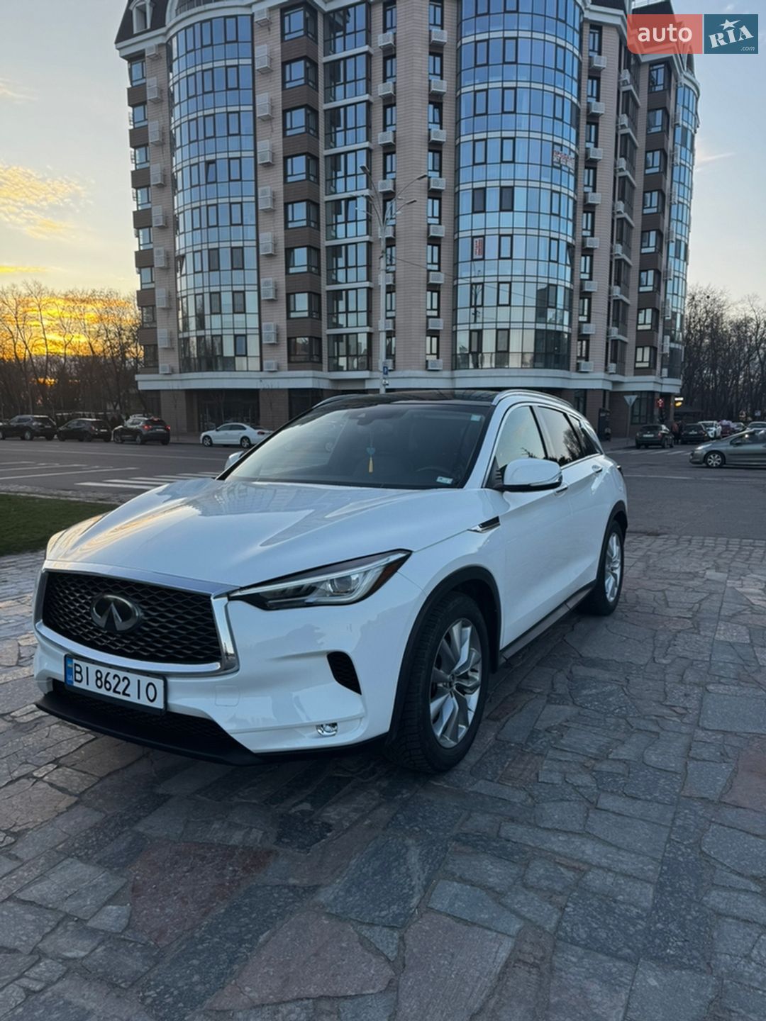 Infiniti QX50 2018 VIN 3PCAJ5M39KF129457 фото оголошення 2 з 22