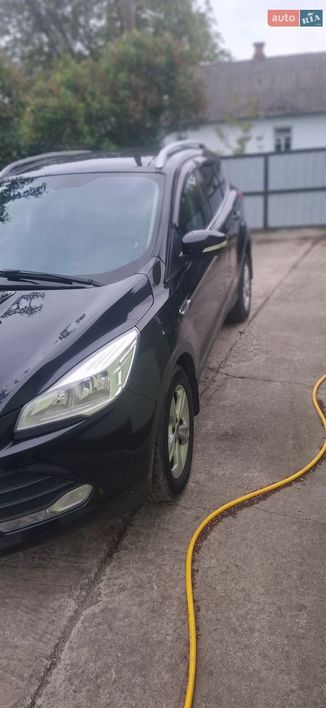 Ford Kuga 2013 VIN WF0AXXWPMADC35085 фото оголошення 2 з 4
