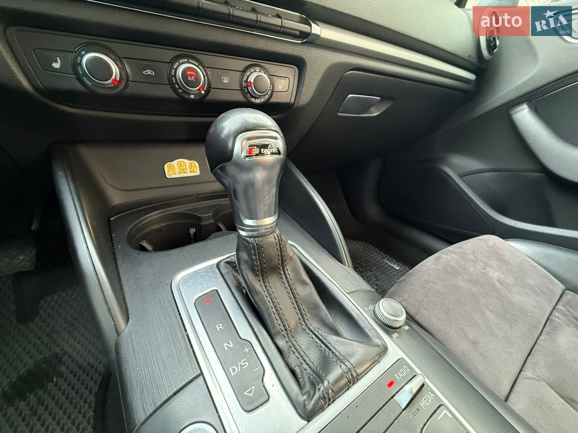 Audi A3 2016 VIN WAUZZZ8V9GA149820 фото оголошення 35 з 47