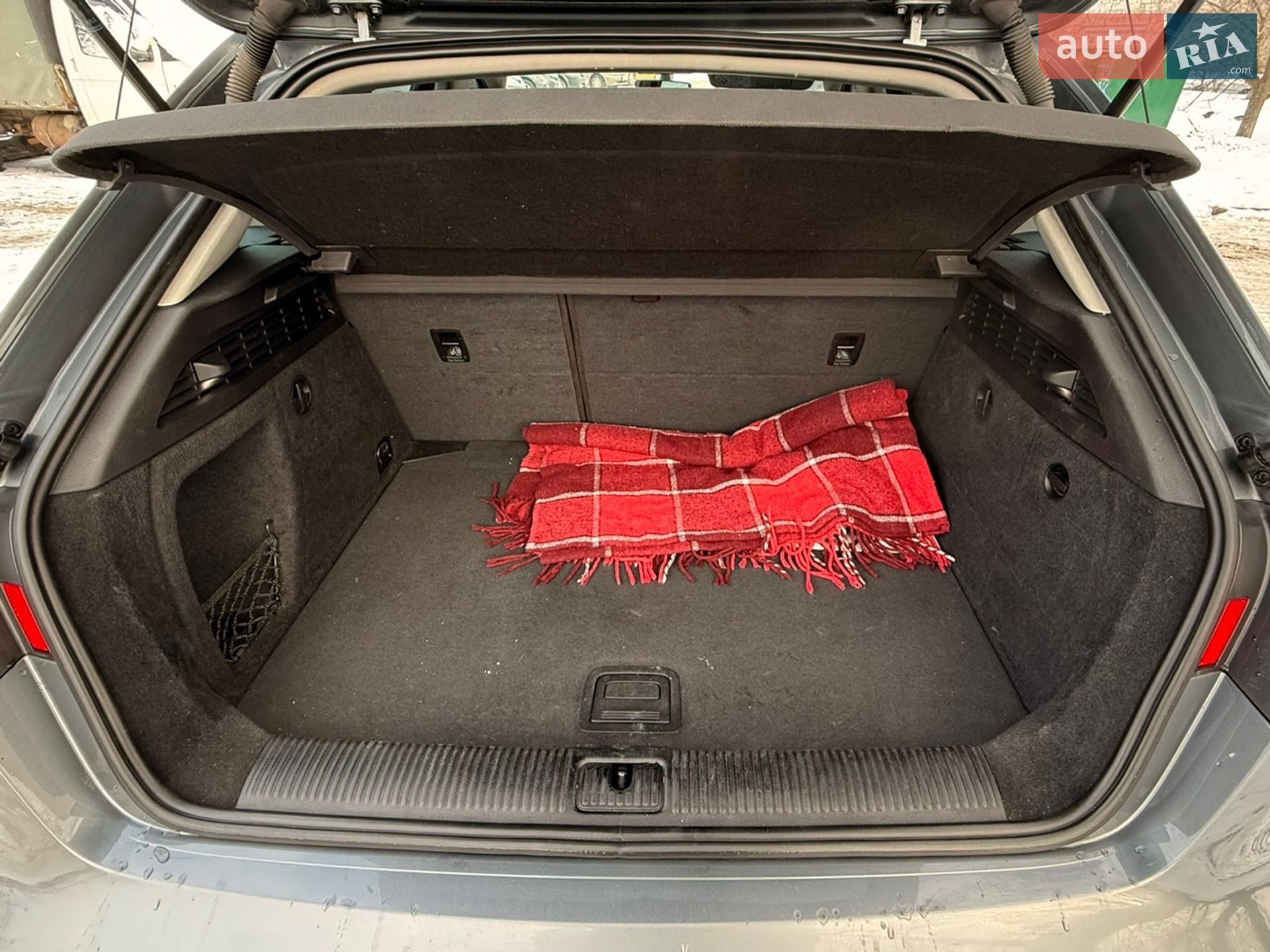 Audi A3 2016 VIN WAUZZZ8V9GA149820 фото оголошення 45 з 47