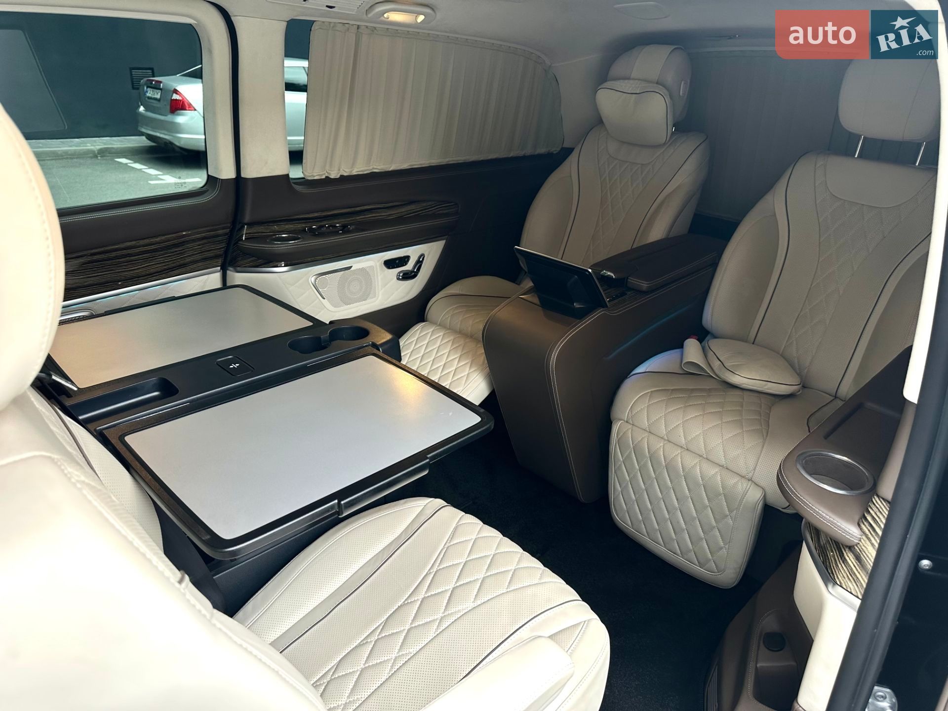 Mercedes-Benz V-Class 2021 VIN W1V44781513865767 фото оголошення 15 з 18
