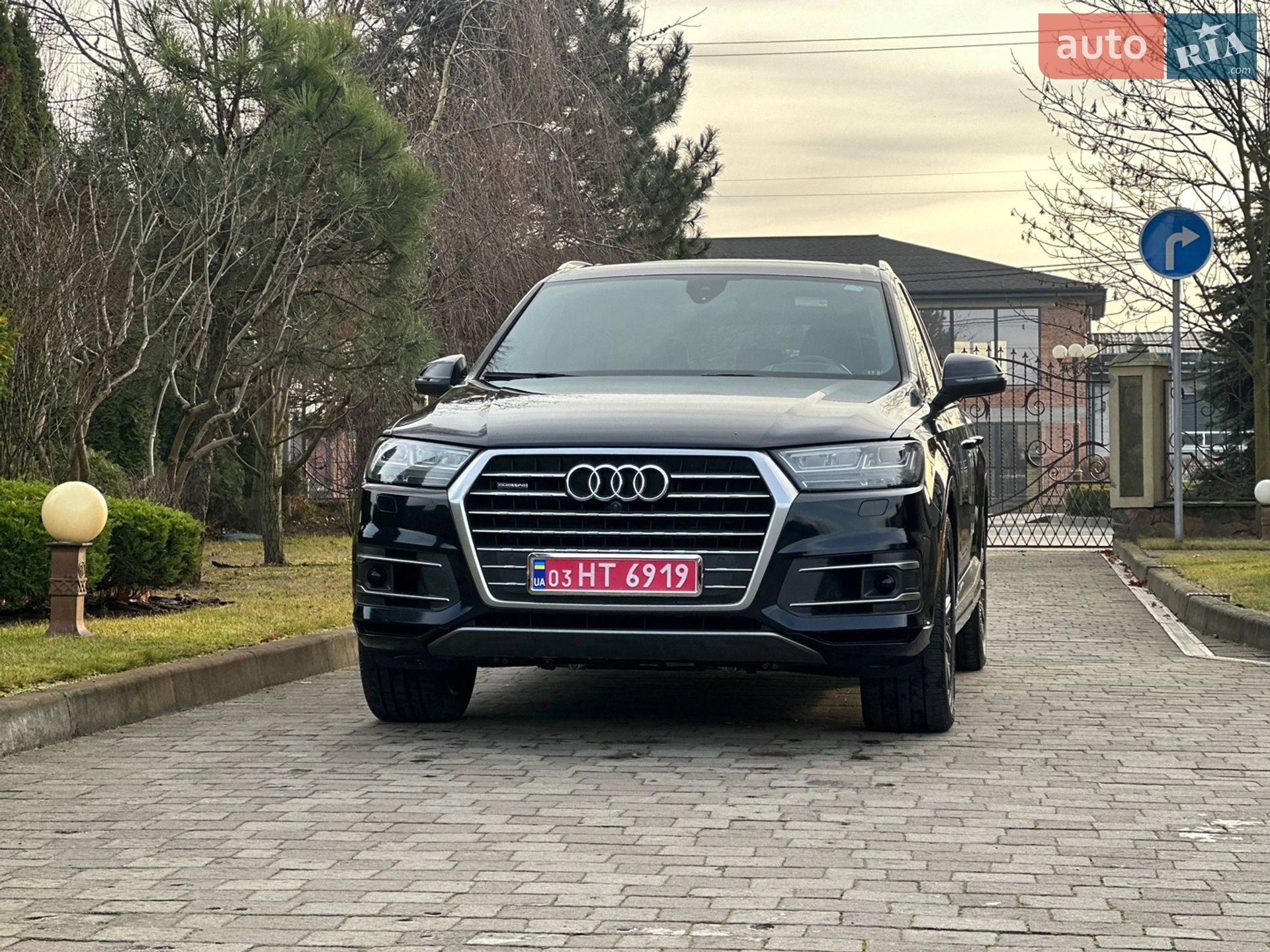 Audi Q7 2016 VIN WA1VAAF79HD037138 фото оголошення 23 з 23