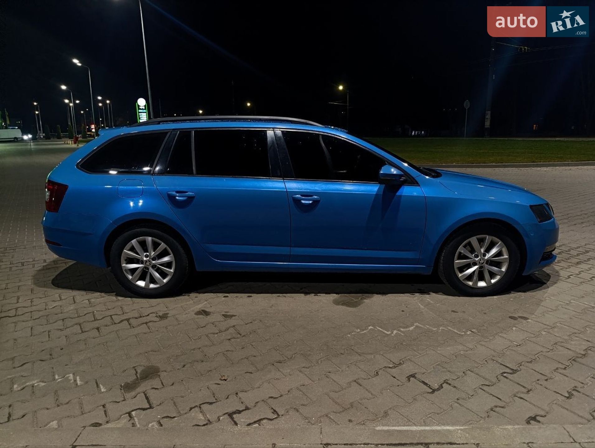 Skoda Octavia 2017 VIN TMBJJ7NE8J0104297 фото оголошення 6 з 25