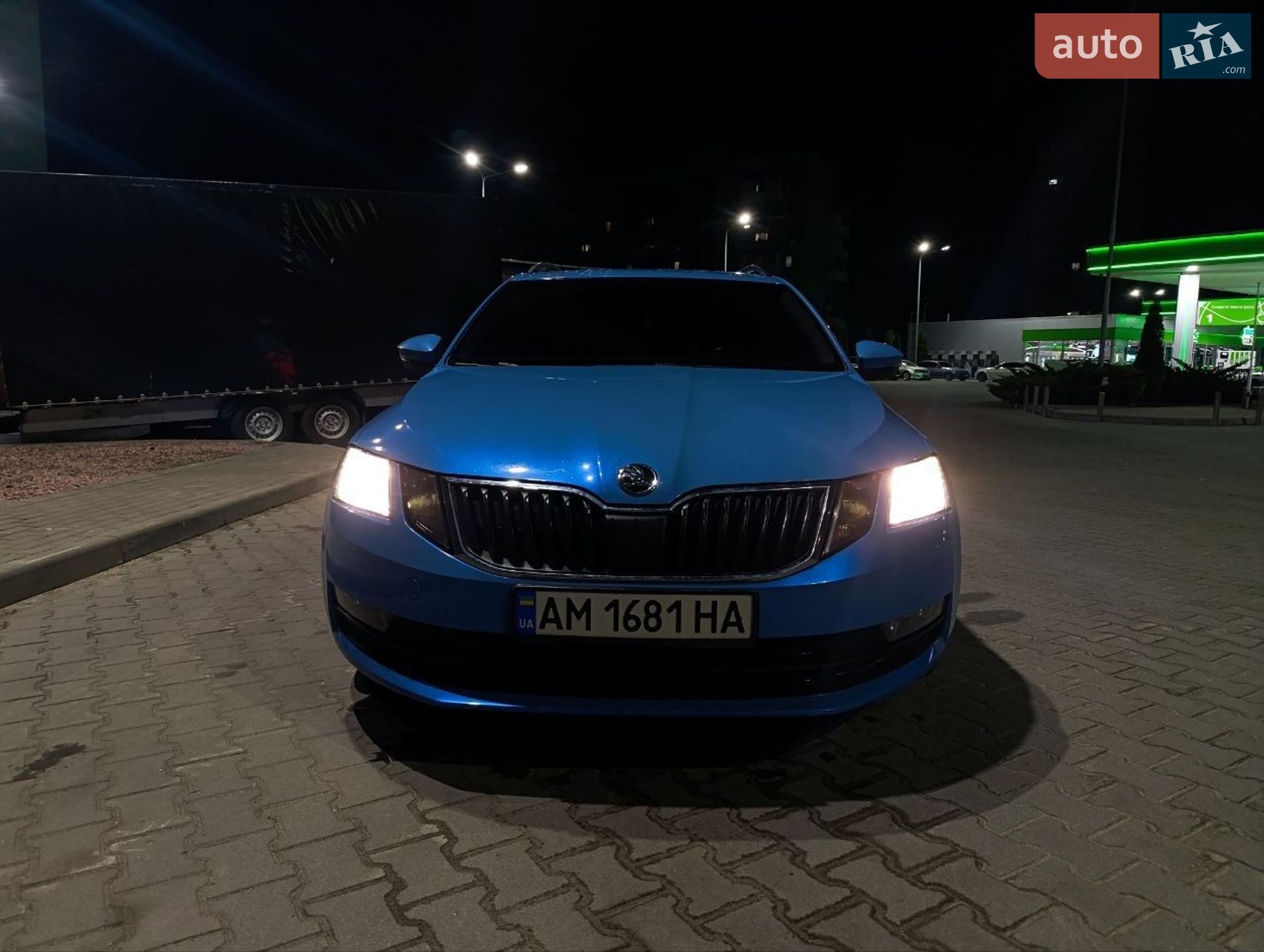 Skoda Octavia 2017 VIN TMBJJ7NE8J0104297 фото оголошення 7 з 25