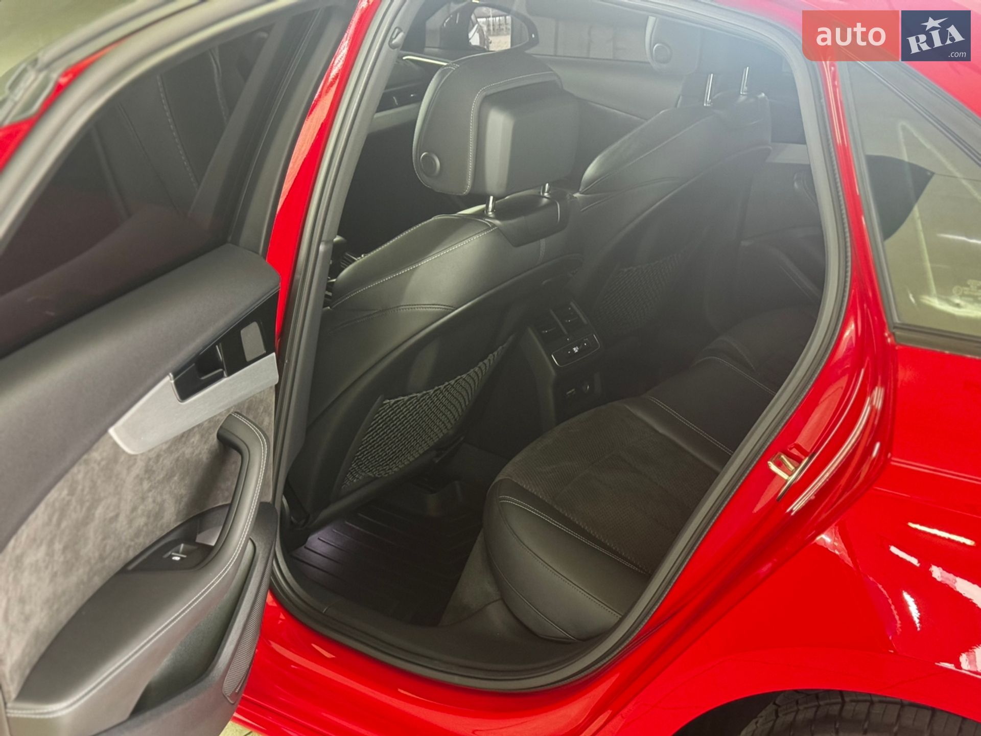 Audi A4 2020 VIN WAUEAAF49MA003124 фото оголошення 51 з 60
