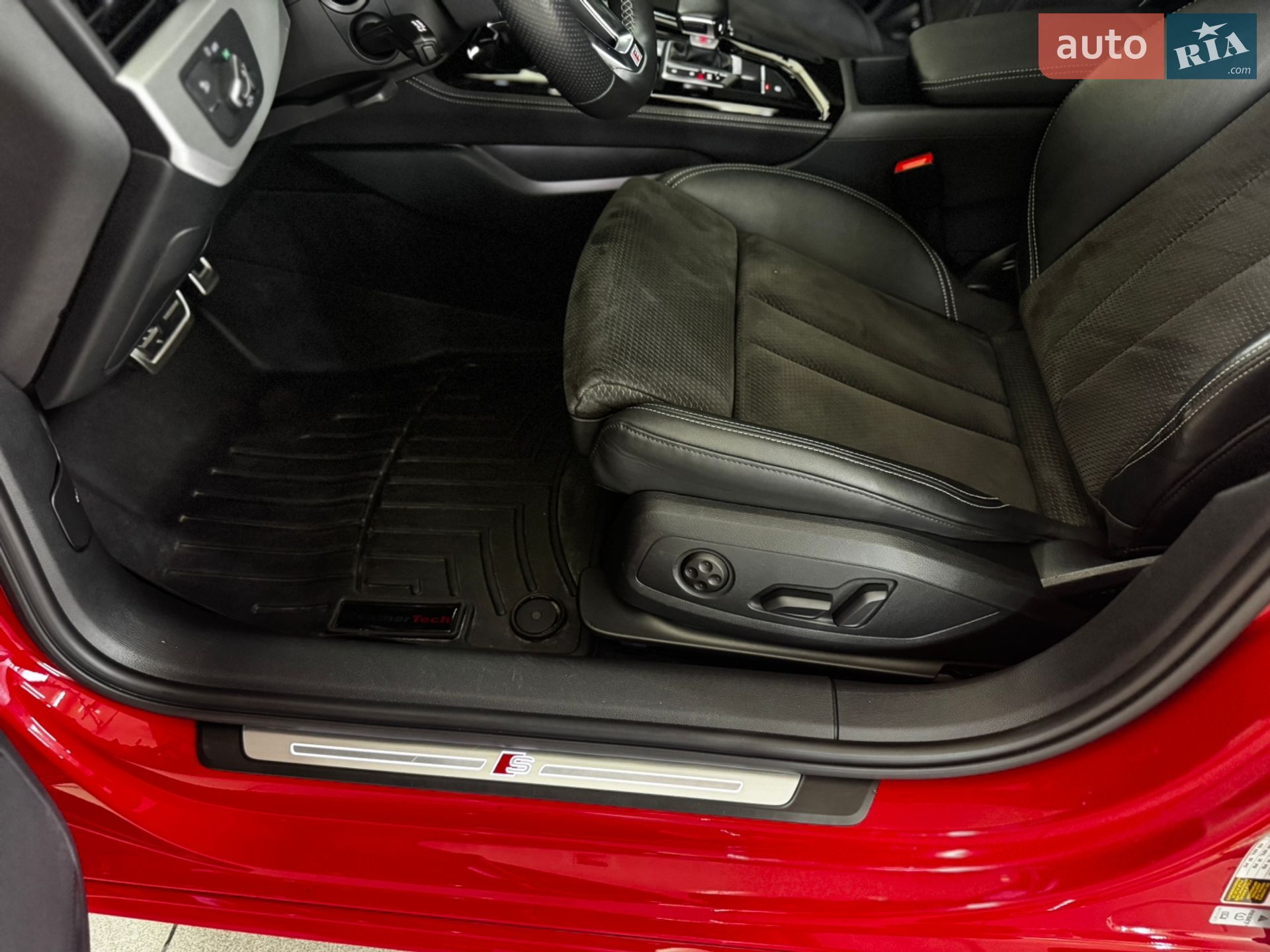 Audi A4 2020 VIN WAUEAAF49MA003124 фото оголошення 53 з 60