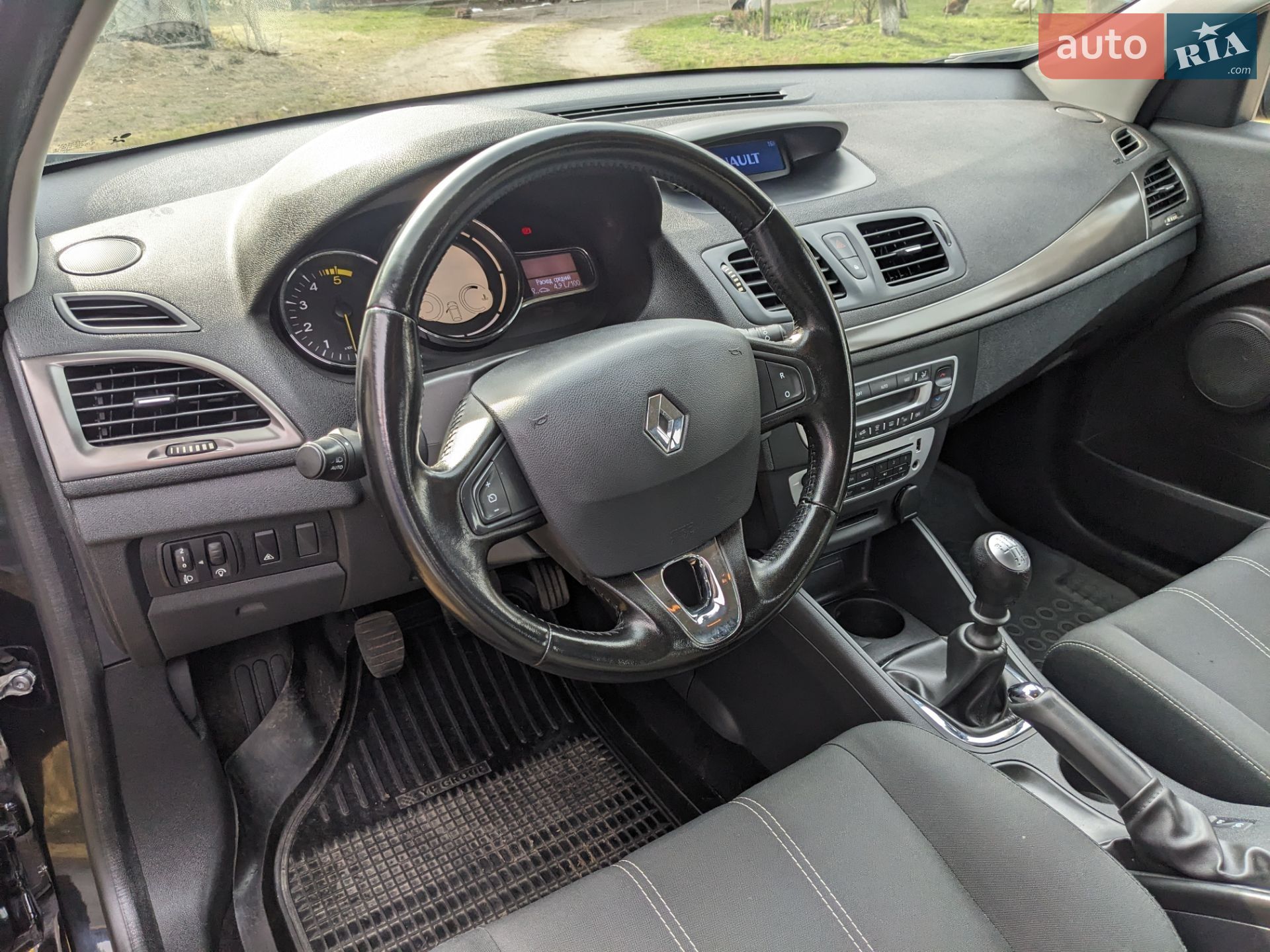 Renault Megane 2014 VIN VF1KZ10D650601799 фото оголошення 27 з 33
