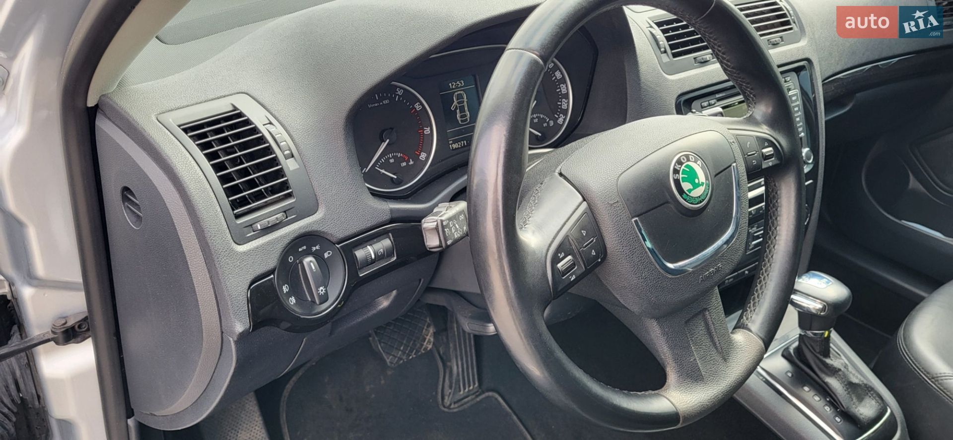 Skoda Octavia 2010 VIN TMBFK61Z1B2026893 фото оголошення 18 з 43