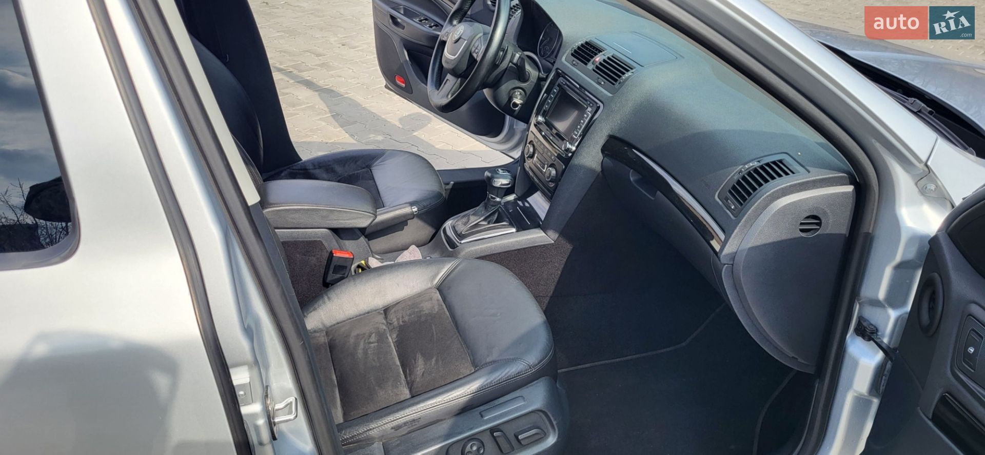 Skoda Octavia 2010 VIN TMBFK61Z1B2026893 фото оголошення 19 з 43