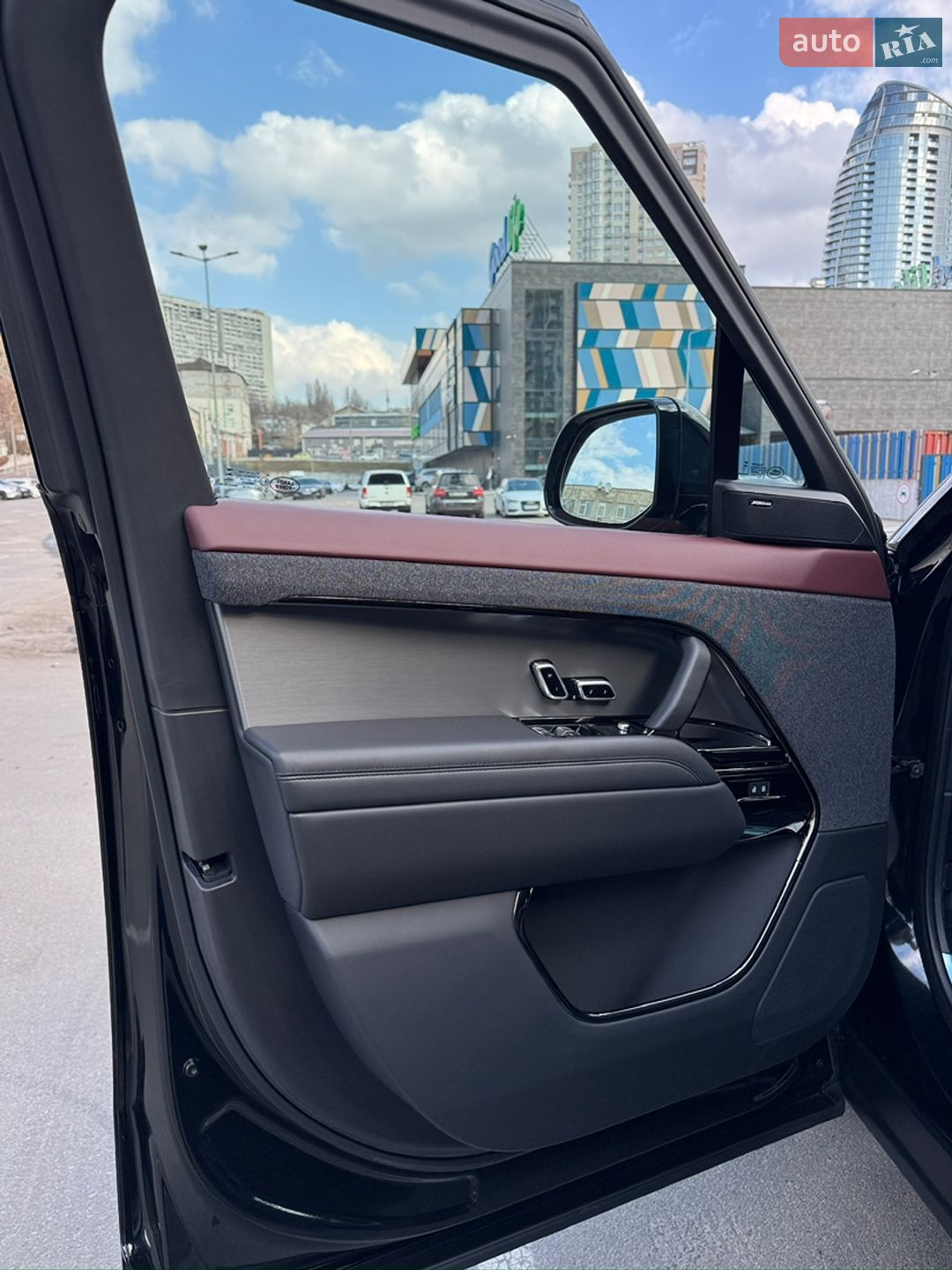 Land Rover Range Rover Sport 2024 VIN SAL1A2BW0SA449196 фото оголошення 13 з 20